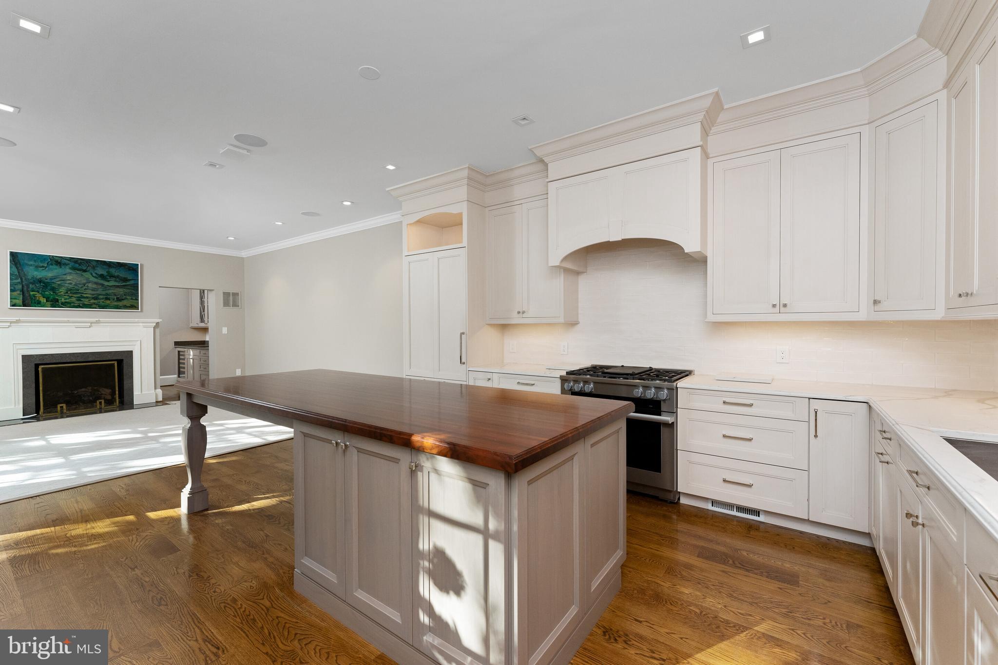 OLD TOWN ALEXANDRIA - Residential