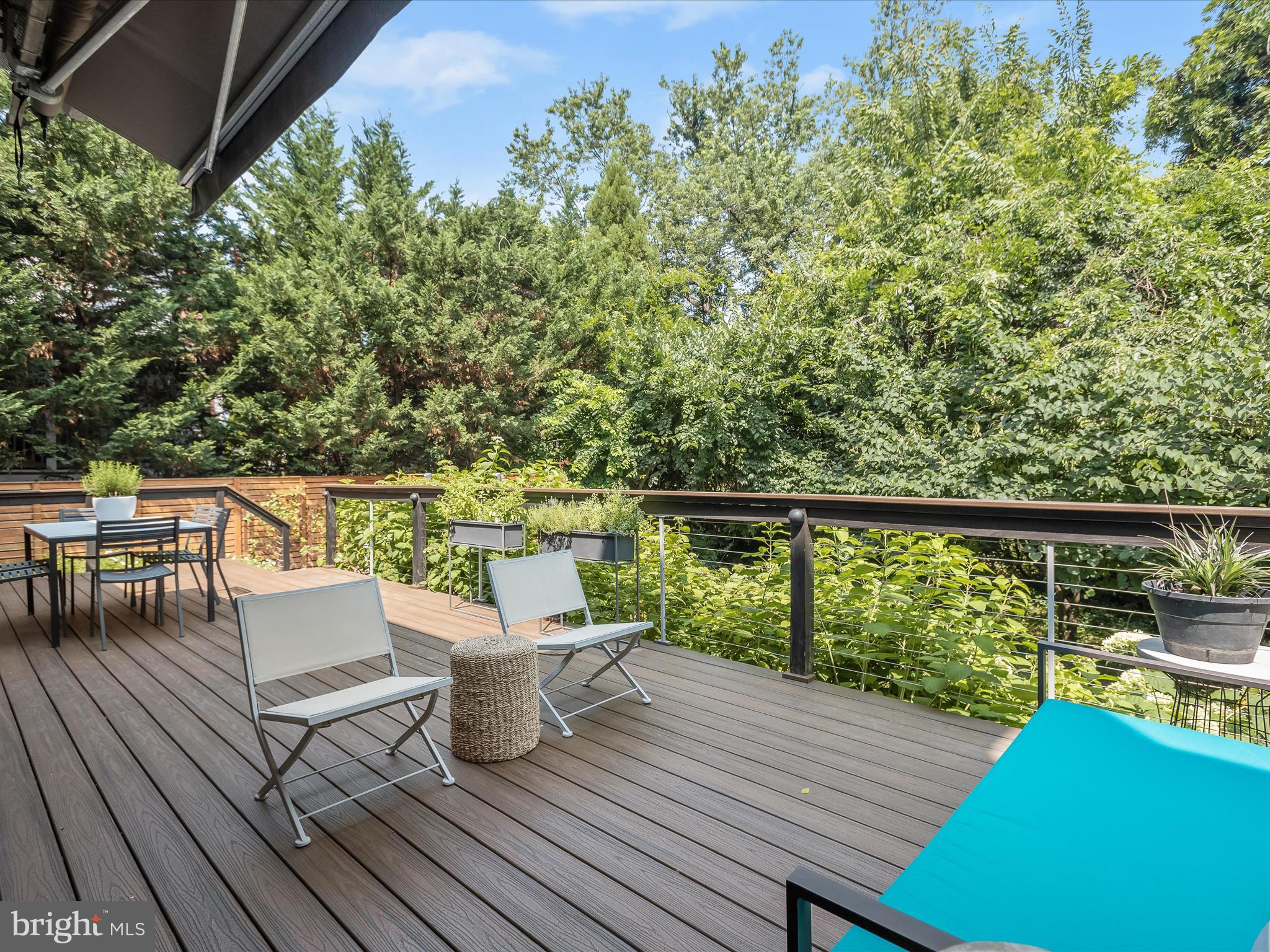LEE HEIGHTS - Residential
