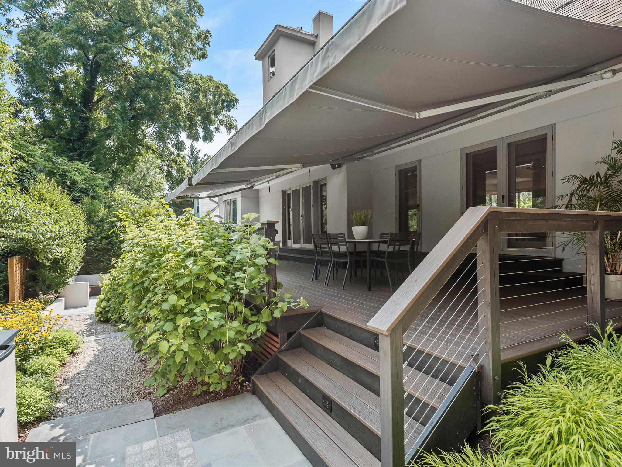 LEE HEIGHTS - Residential