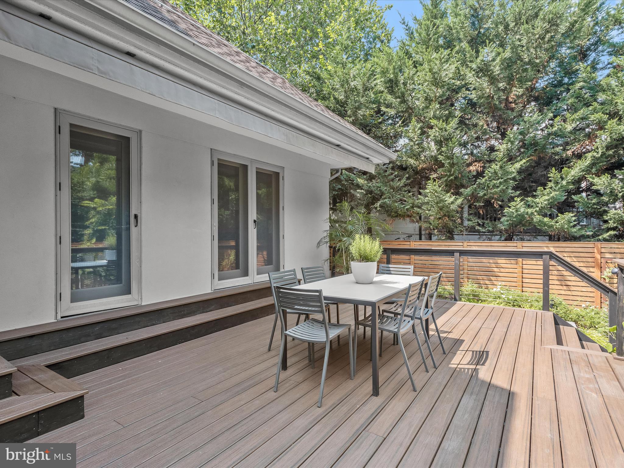 LEE HEIGHTS - Residential