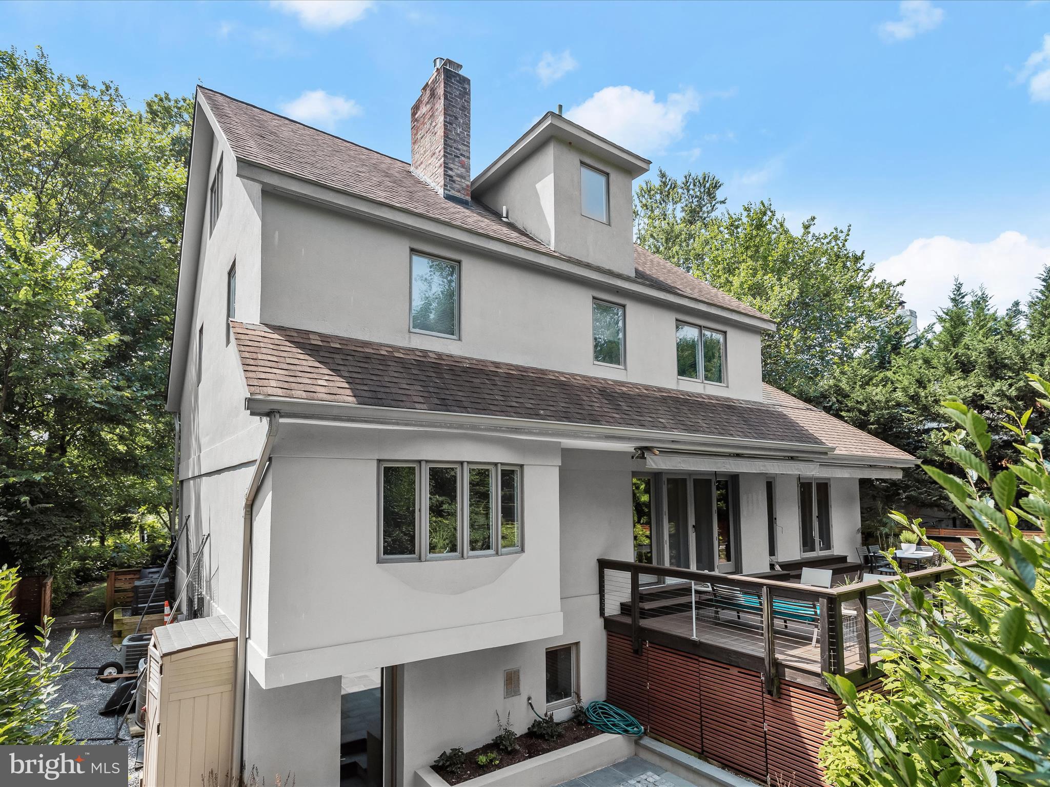 LEE HEIGHTS - Residential
