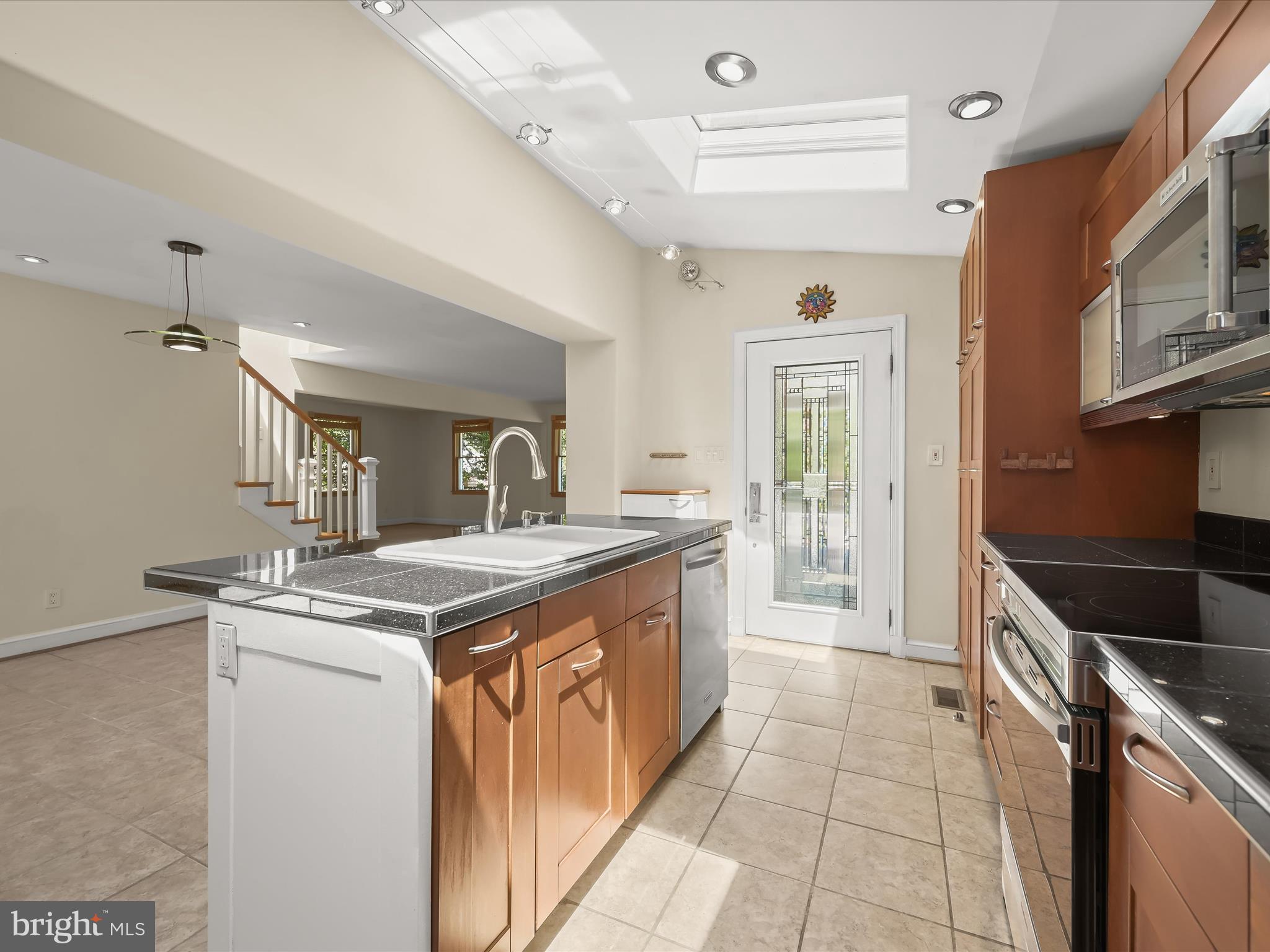 BLAIR - Residential