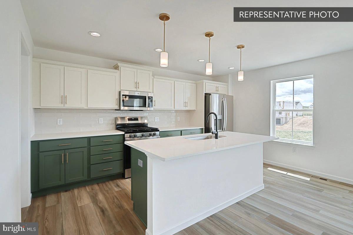 HILLS AT VALLEY VIEW - Residential