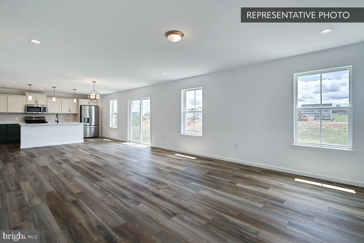 HILLS AT VALLEY VIEW - Residential
