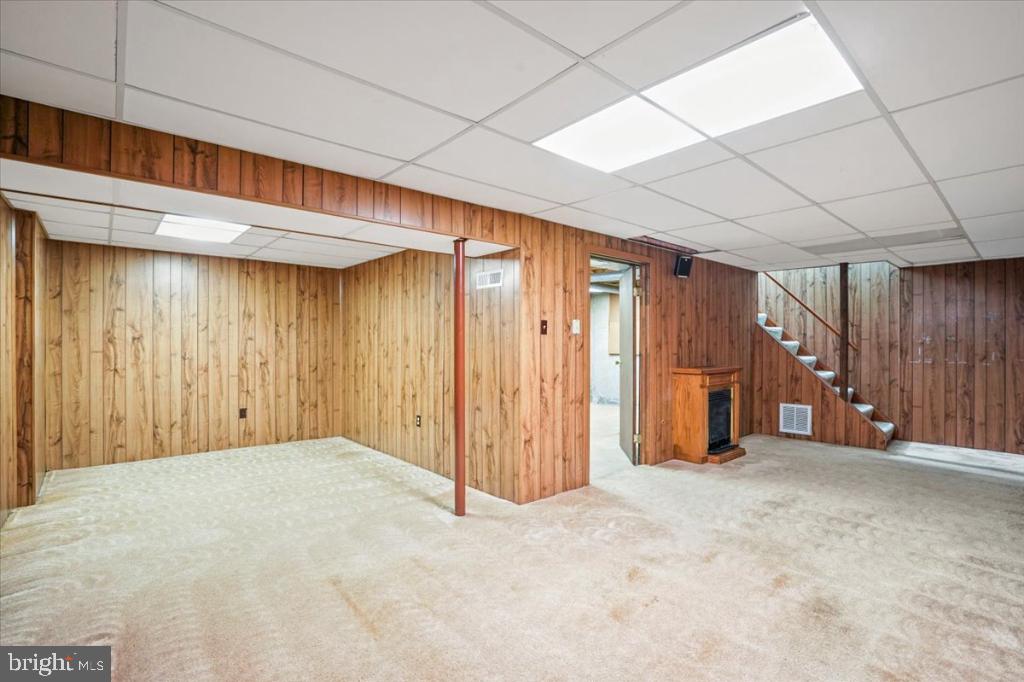 LAKE RIDGE - Residential