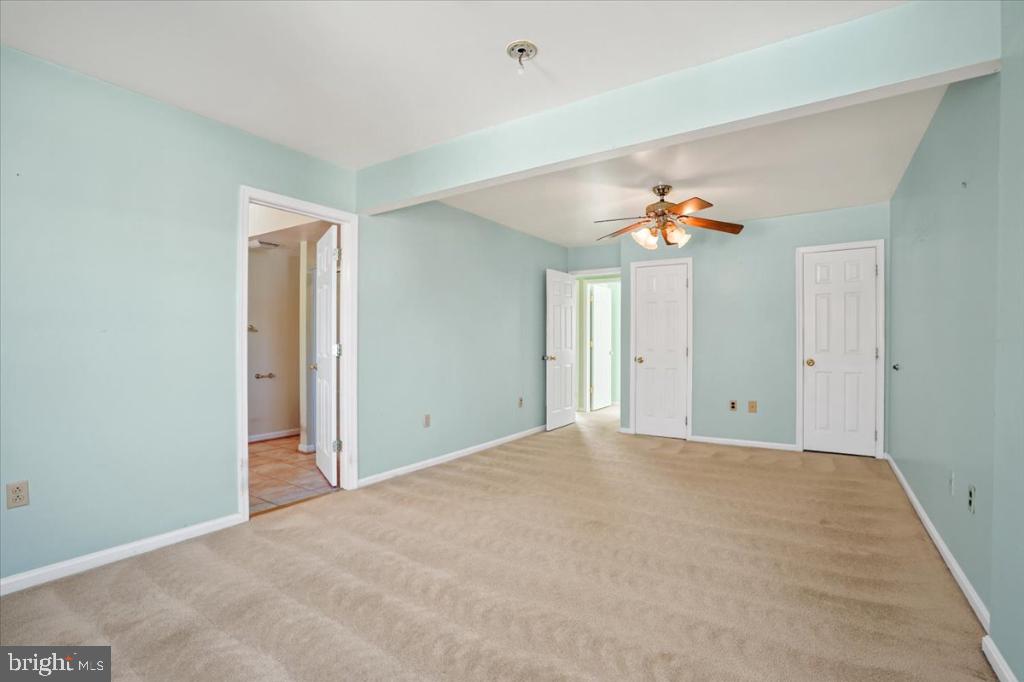 LAKE RIDGE - Residential