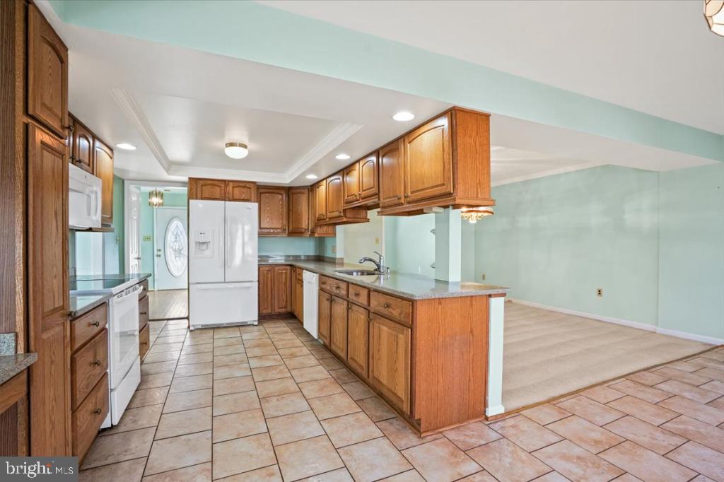 LAKE RIDGE - Residential
