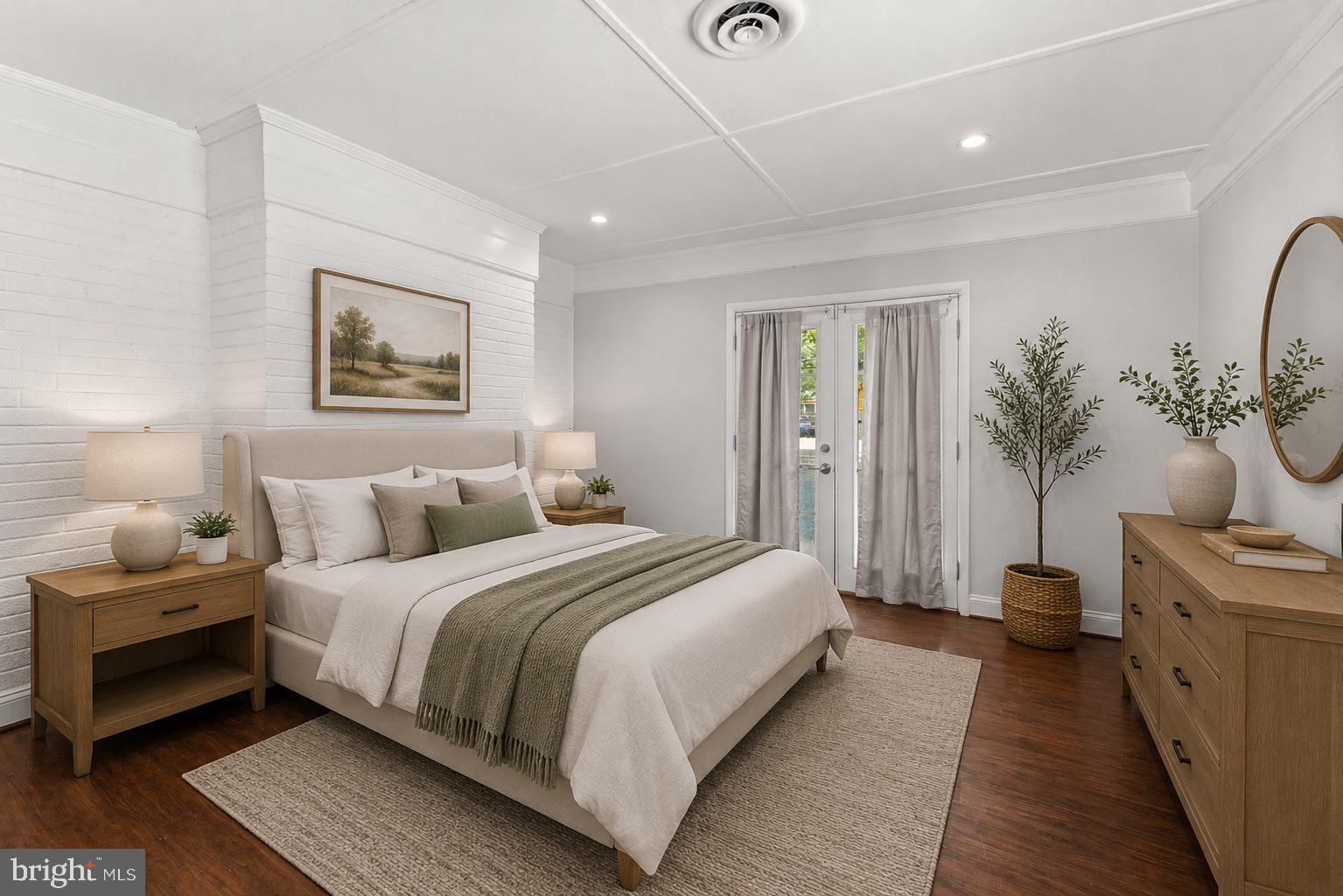 EAST GRAHAM PARK - Residential