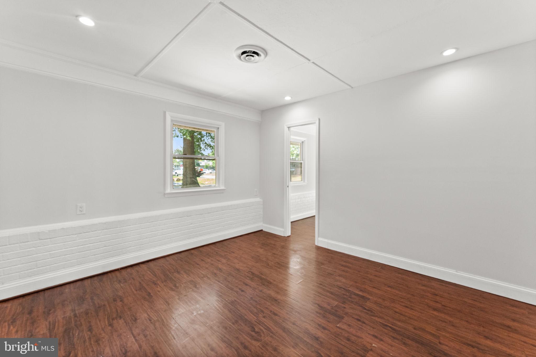 EAST GRAHAM PARK - Residential