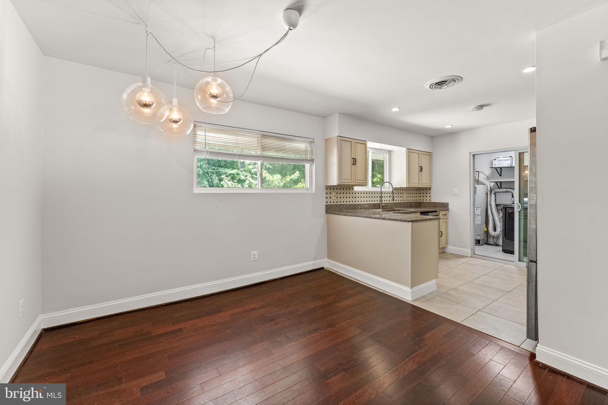 EAST GRAHAM PARK - Residential