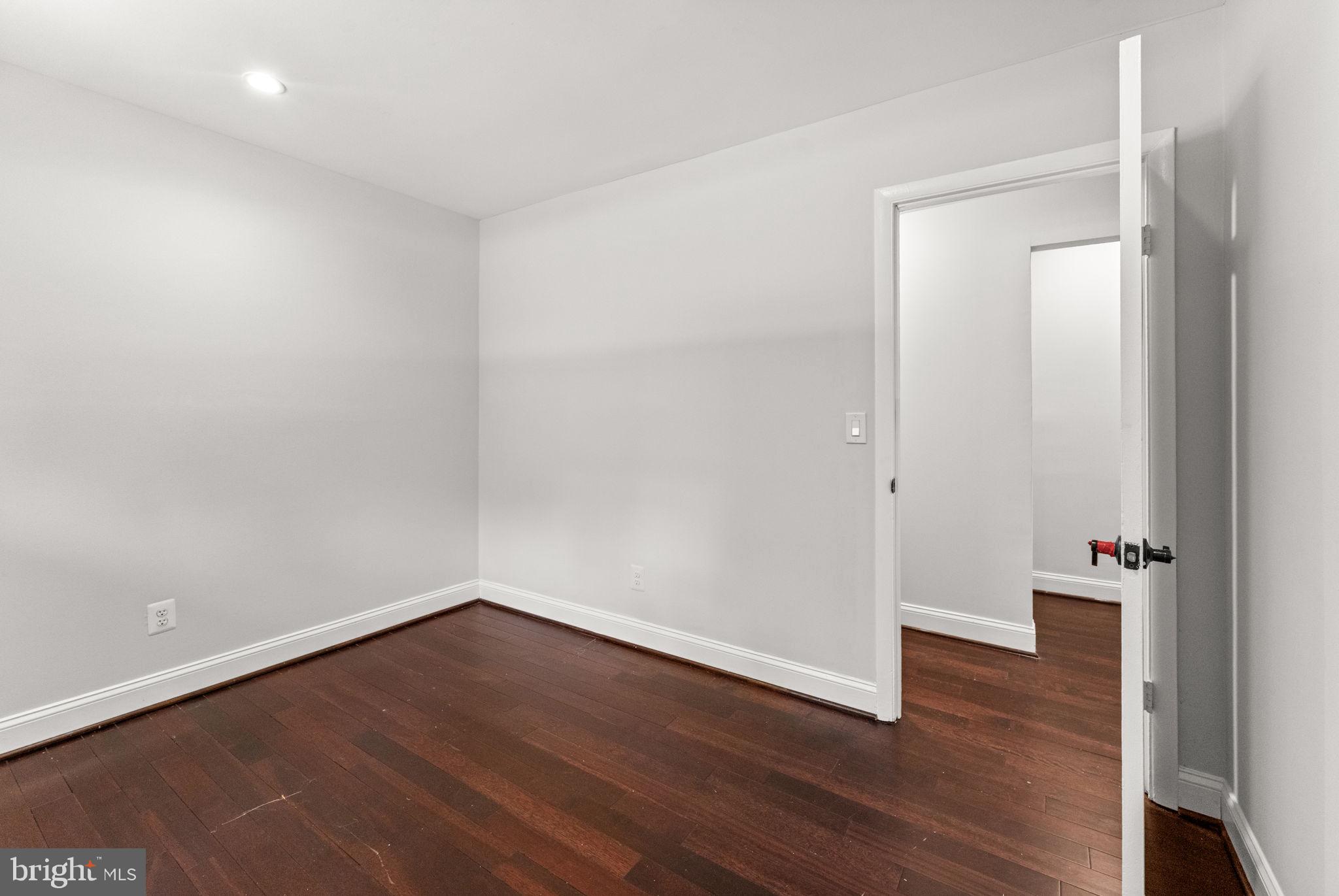 EAST GRAHAM PARK - Residential