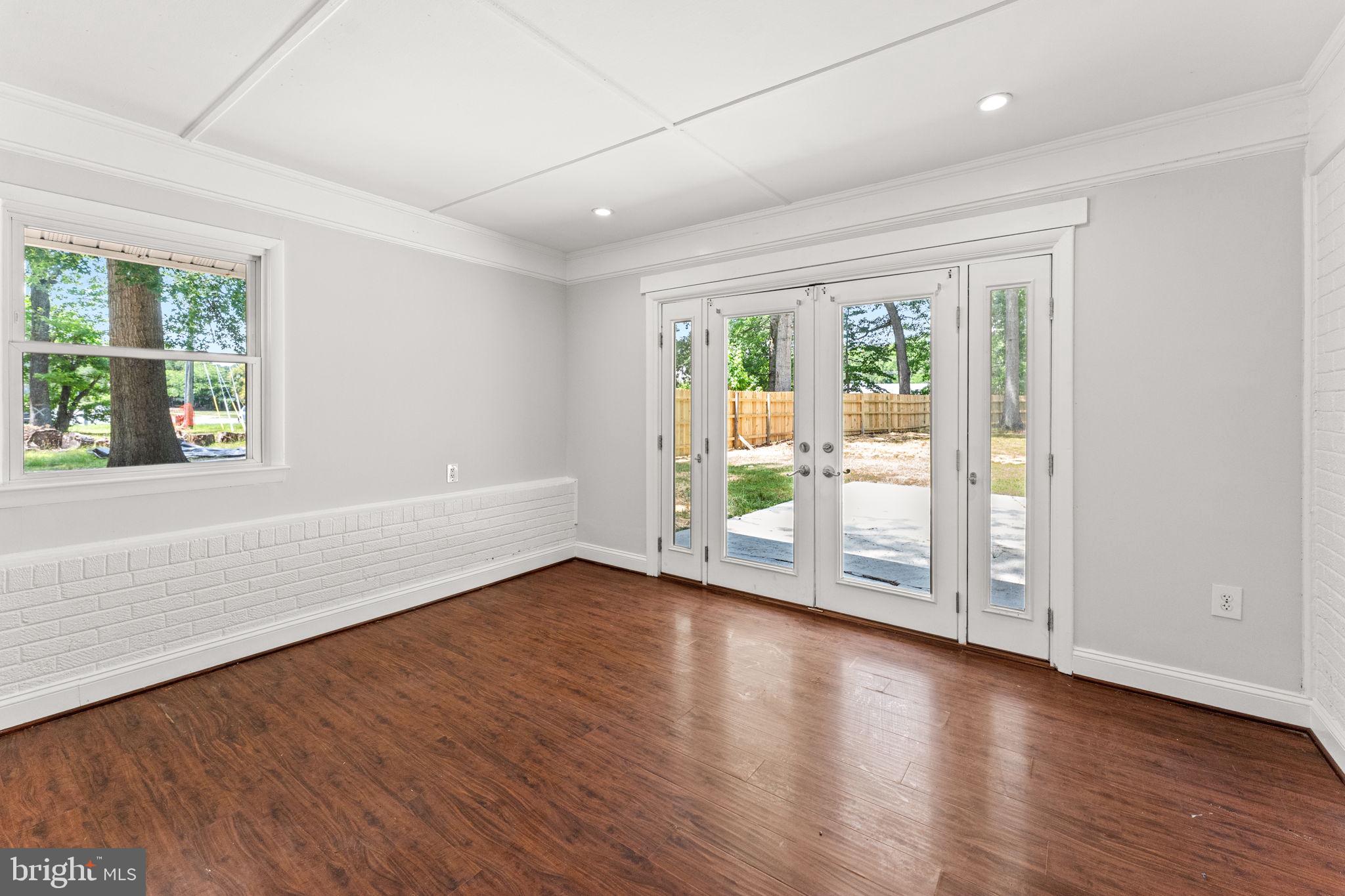 EAST GRAHAM PARK - Residential