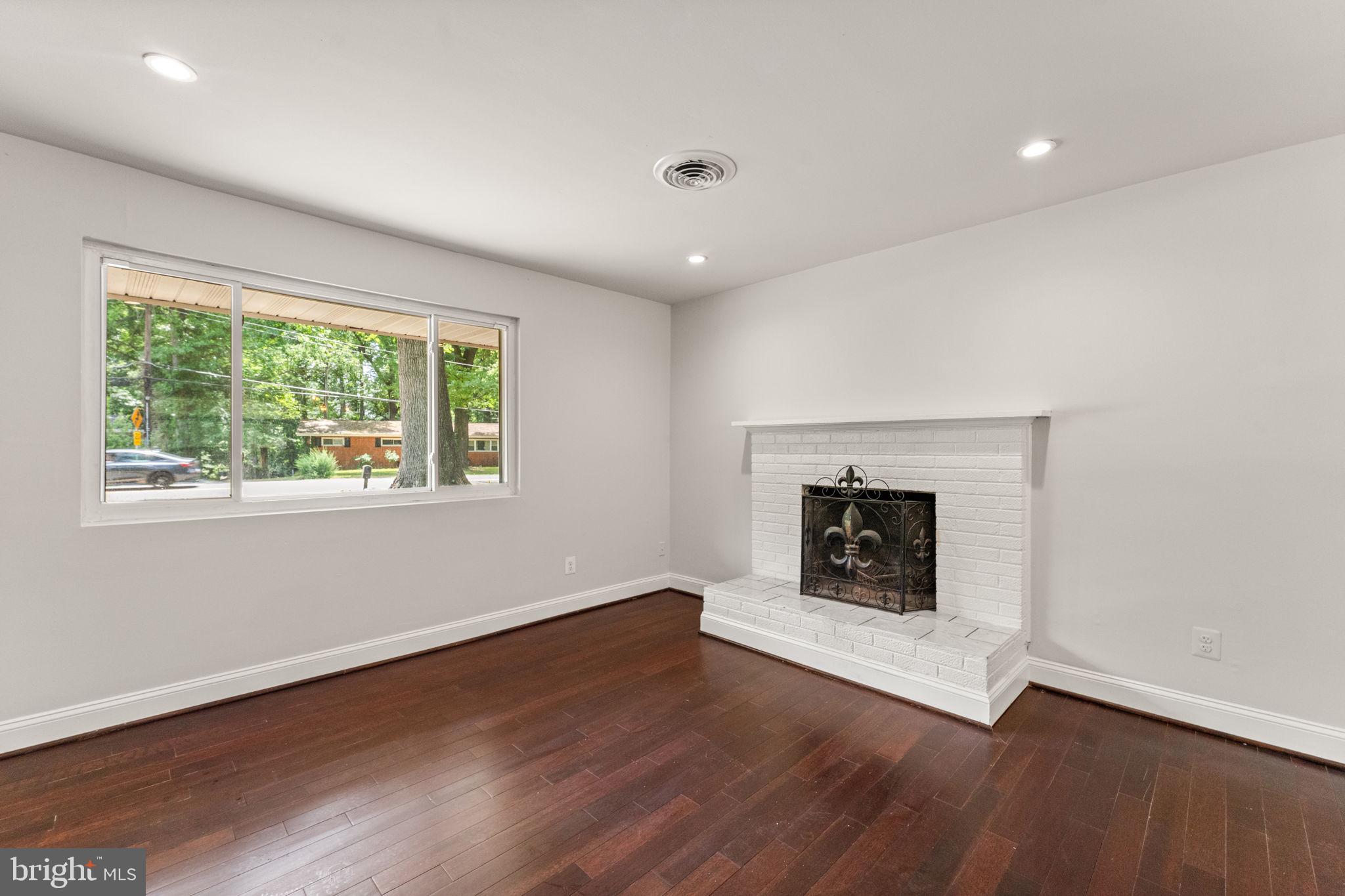 EAST GRAHAM PARK - Residential