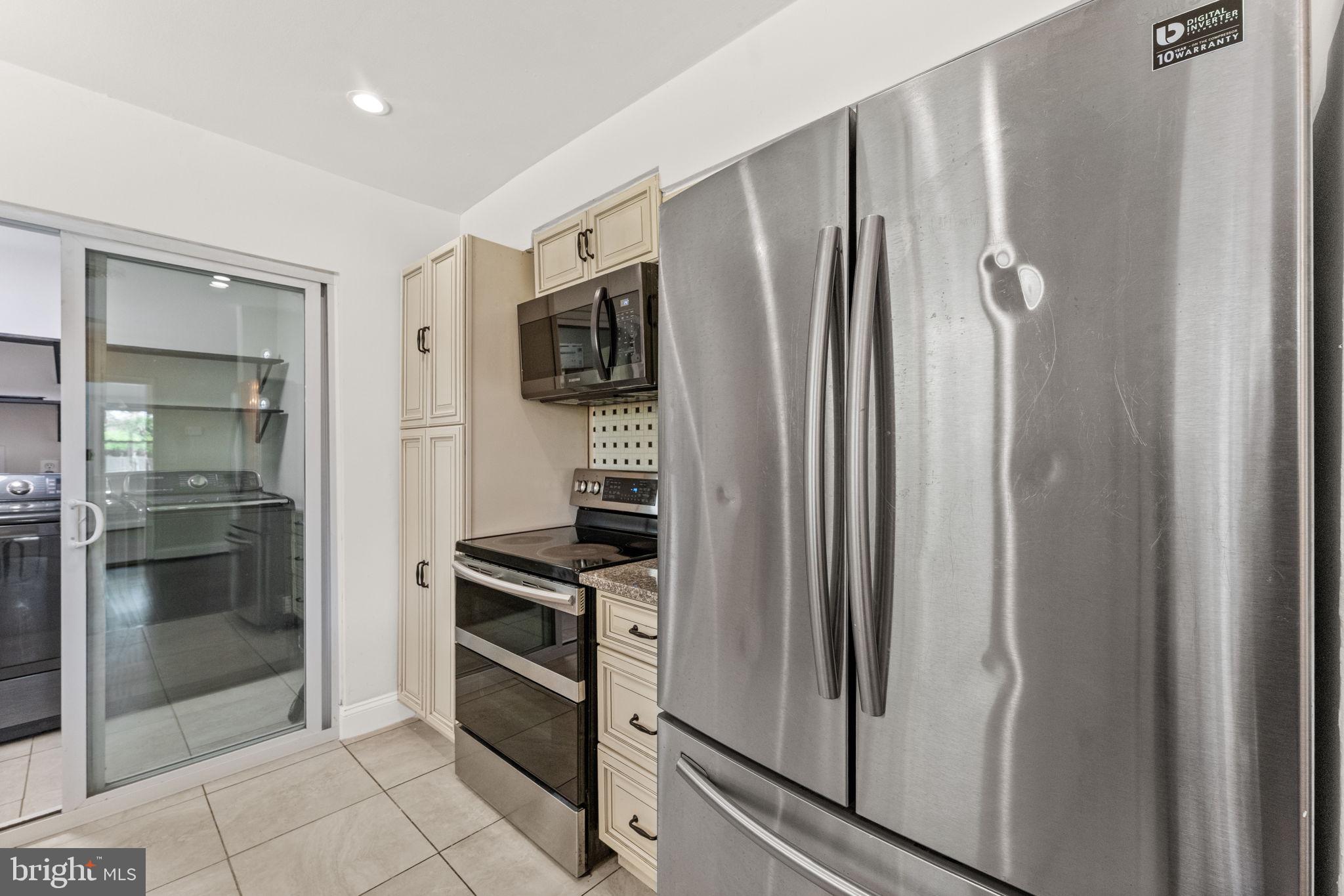 EAST GRAHAM PARK - Residential