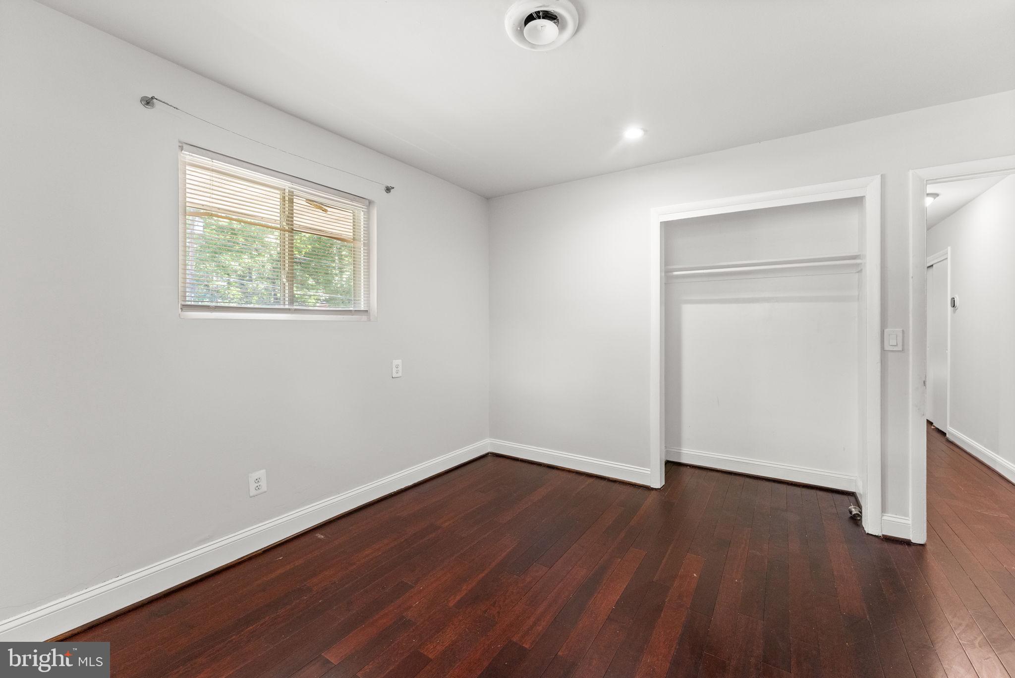 EAST GRAHAM PARK - Residential