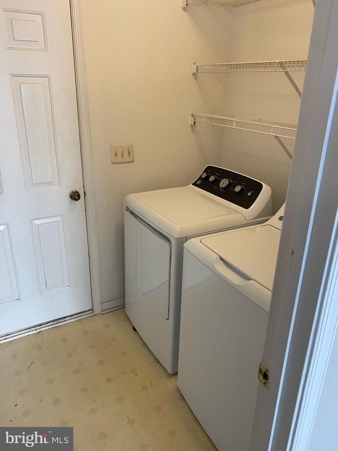 ARROWOOD - Residential Lease