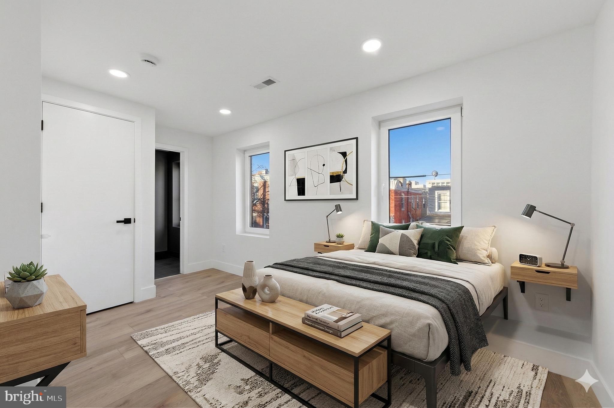 KENSINGTON - Residential