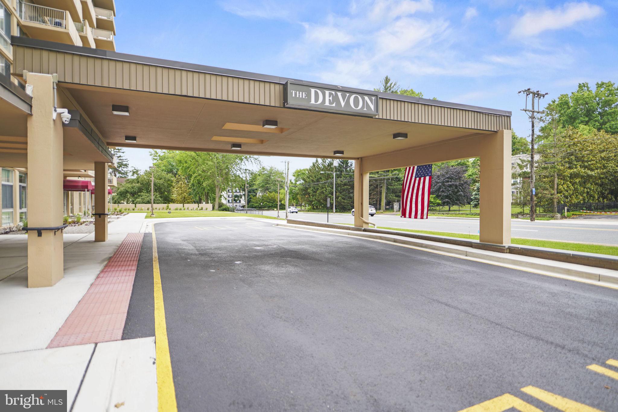 DEVON CONDO - Residential