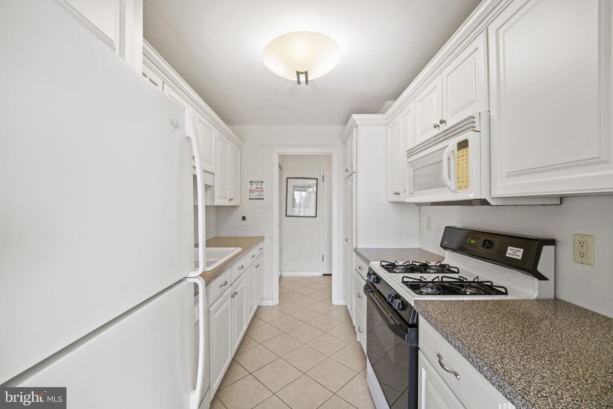 DEVON CONDO - Residential