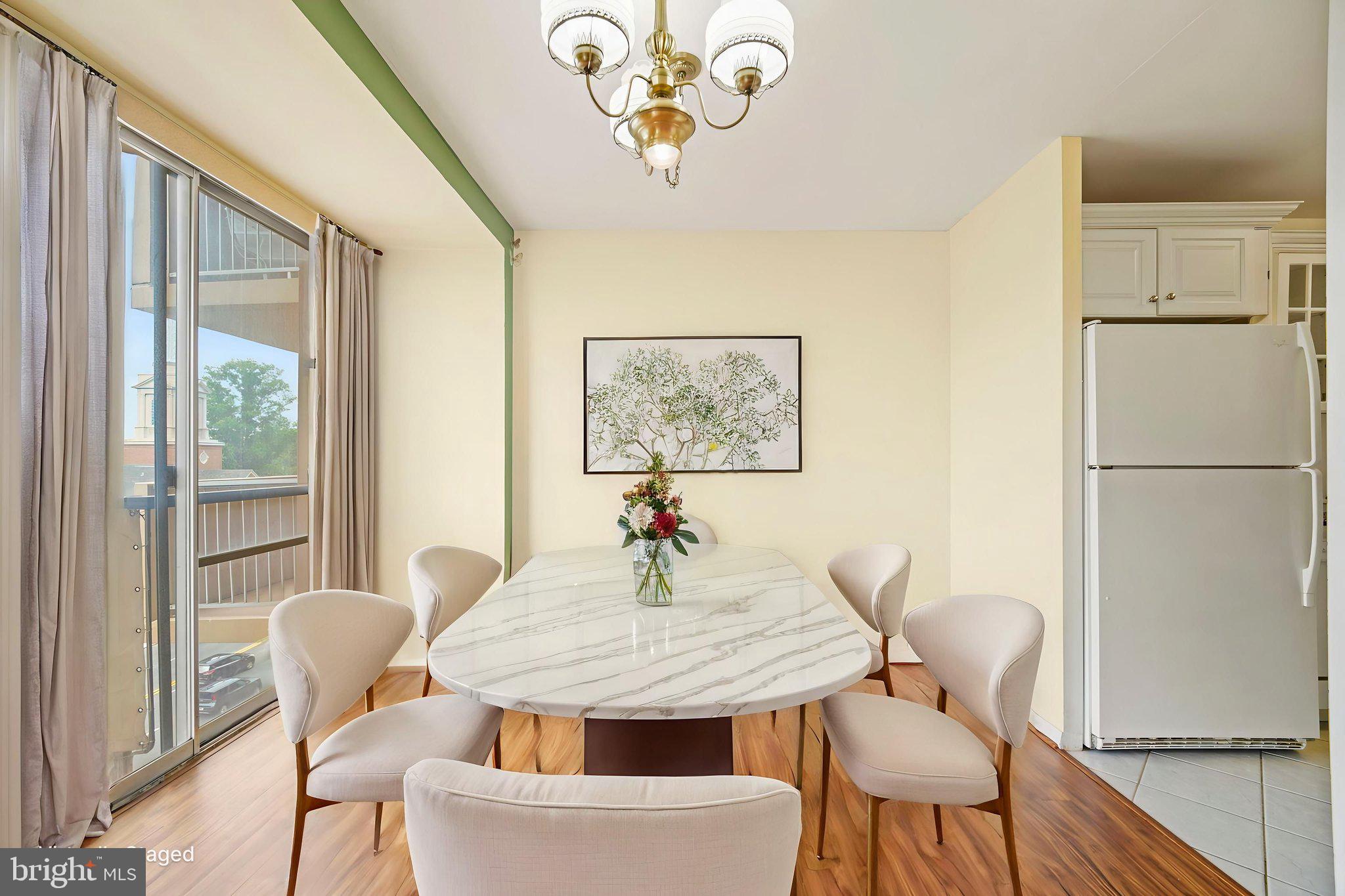 DEVON CONDO - Residential