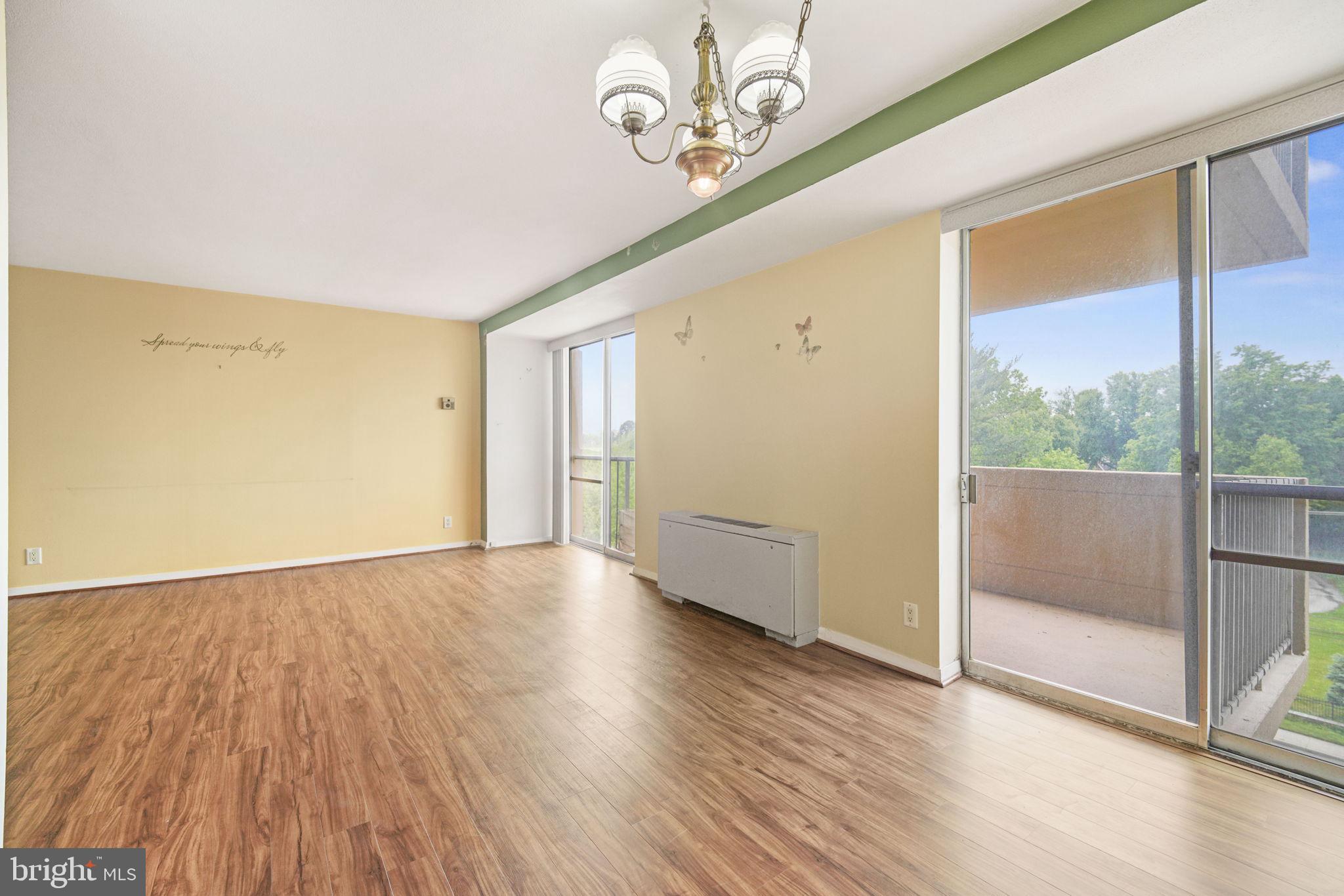 DEVON CONDO - Residential