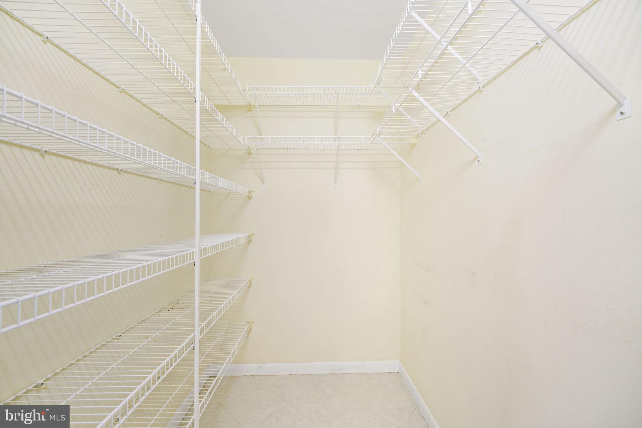 DEVON CONDO - Residential