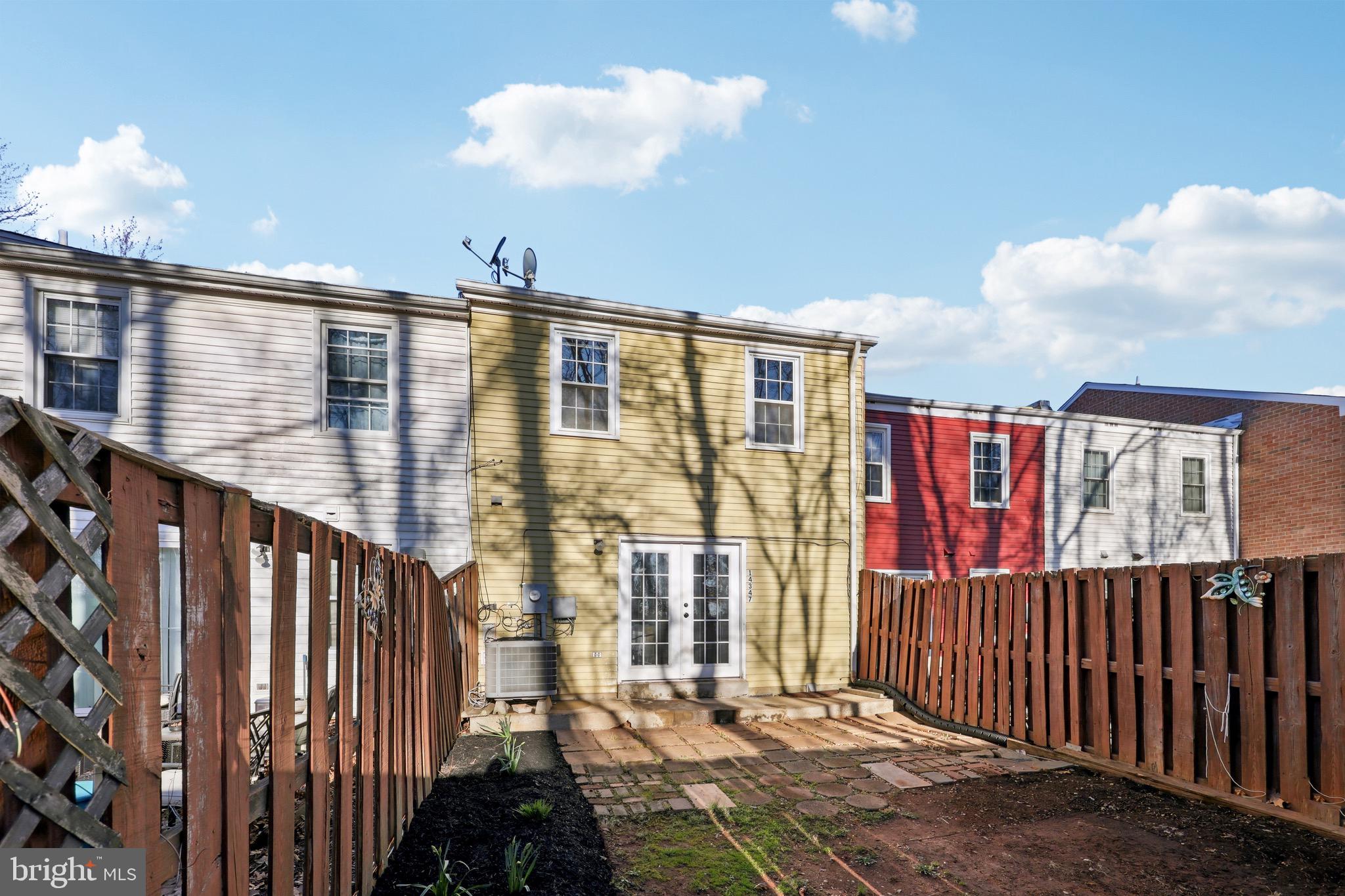 GEORGETOWN PARK - Residential