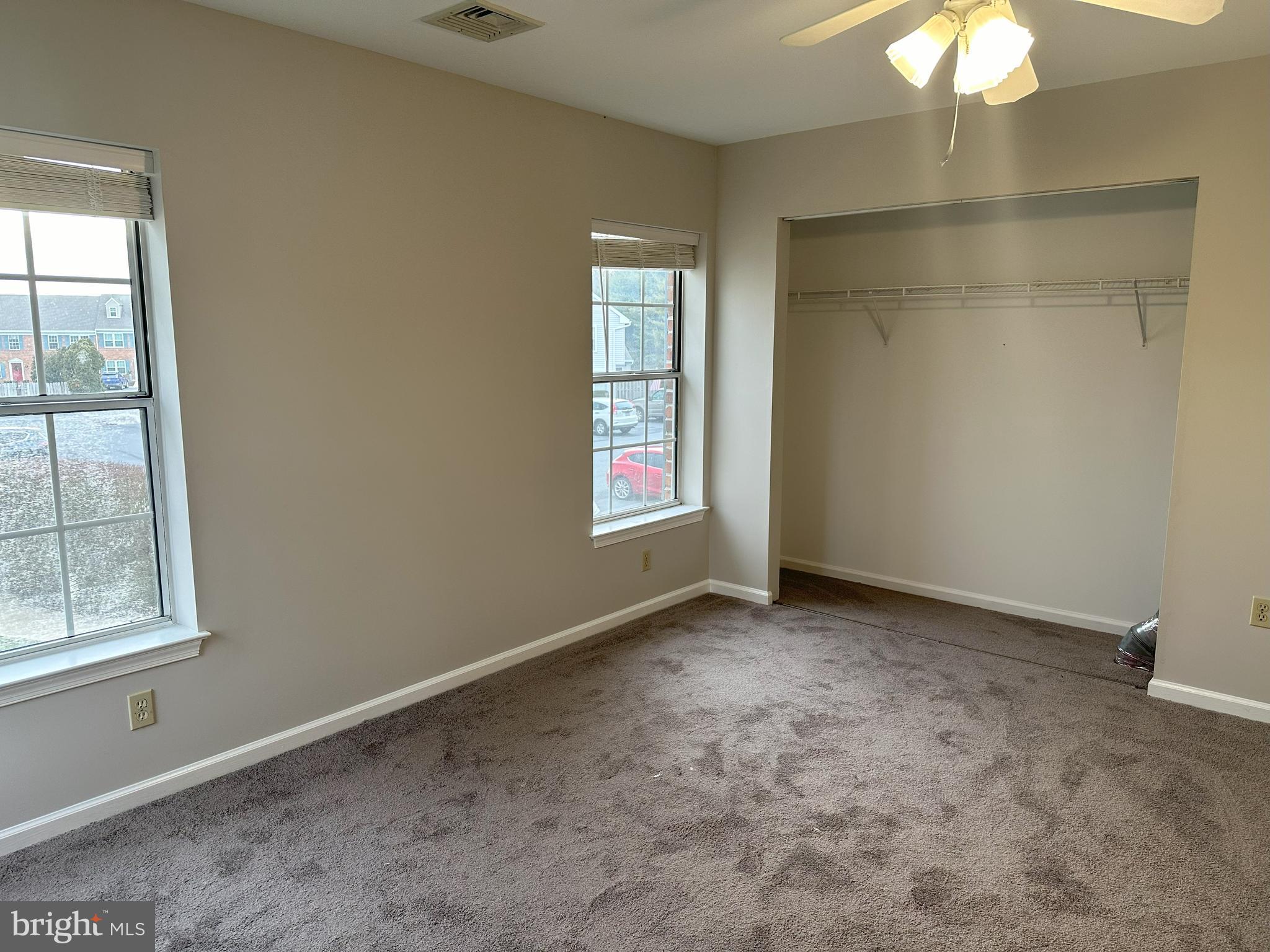GRANDVIEW CHASE - Residential Lease