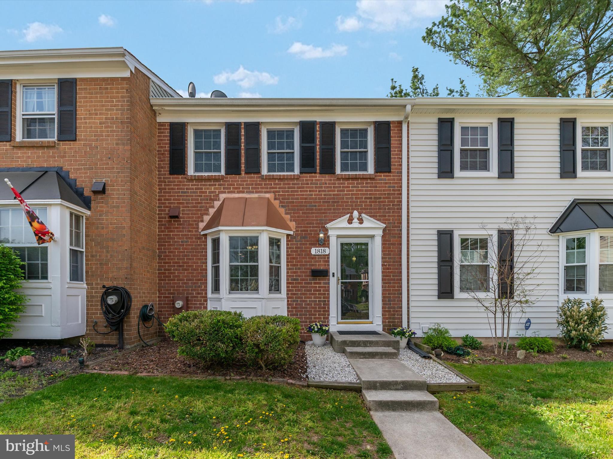 CROFTON SQUARE - Residential