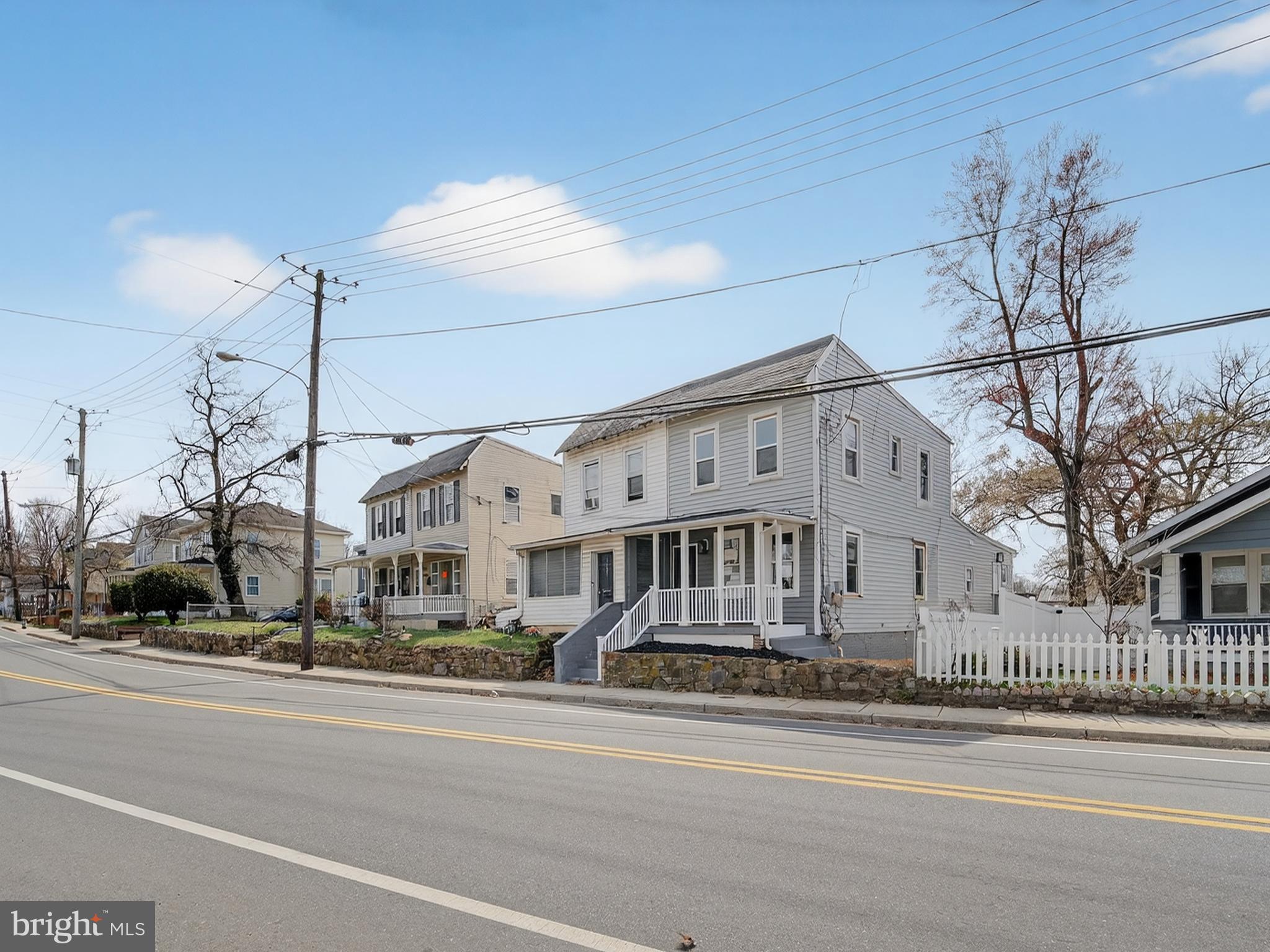 OAKMONT - Residential