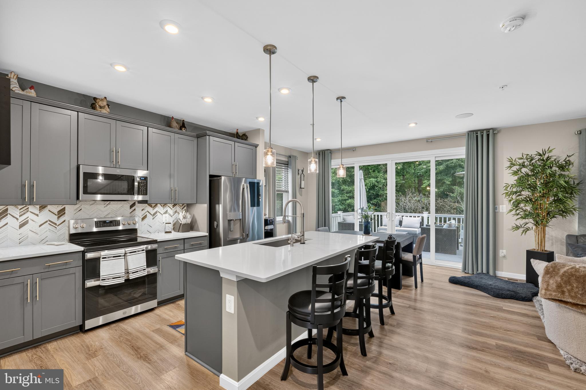 CHESAPEAKE CLUB - Residential