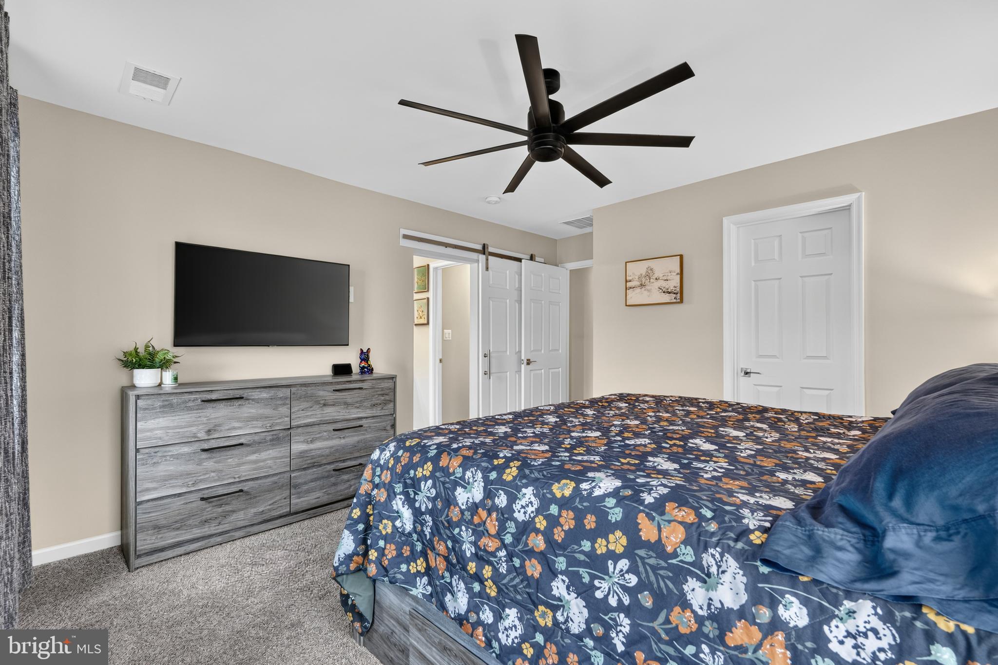 CHESAPEAKE CLUB - Residential