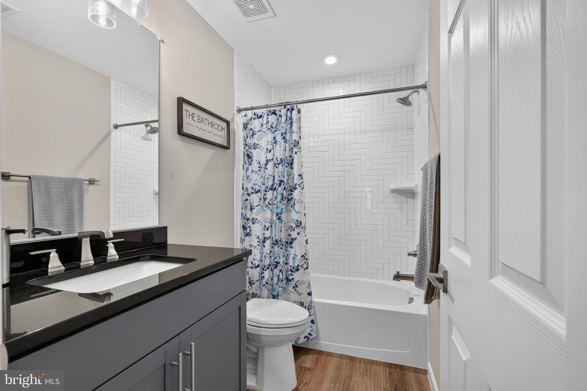 CHESAPEAKE CLUB - Residential
