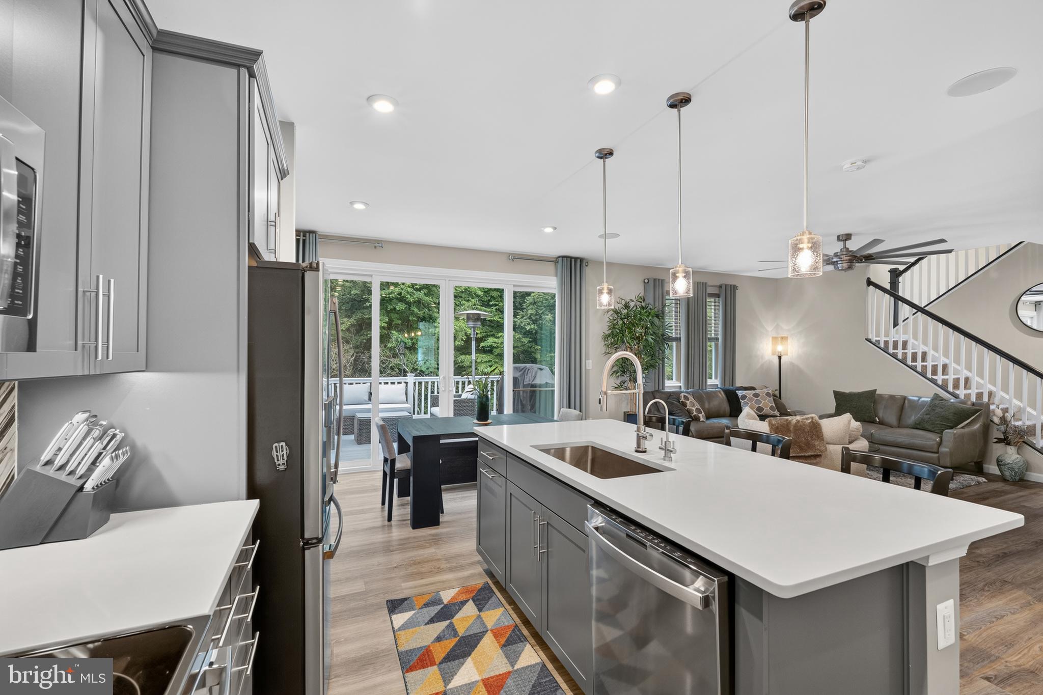 CHESAPEAKE CLUB - Residential