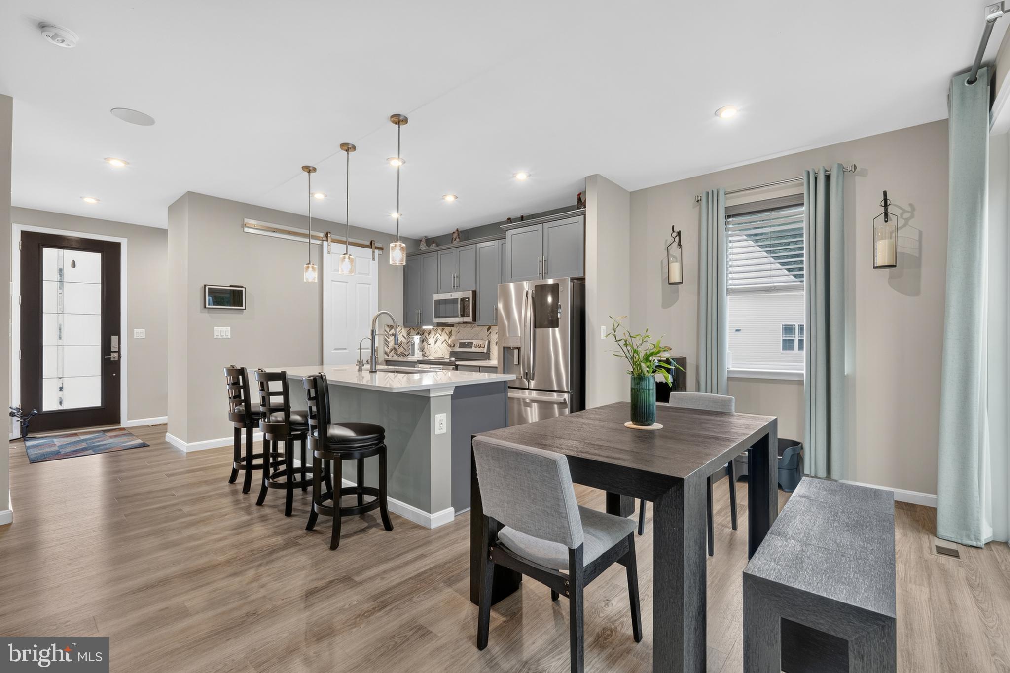 CHESAPEAKE CLUB - Residential