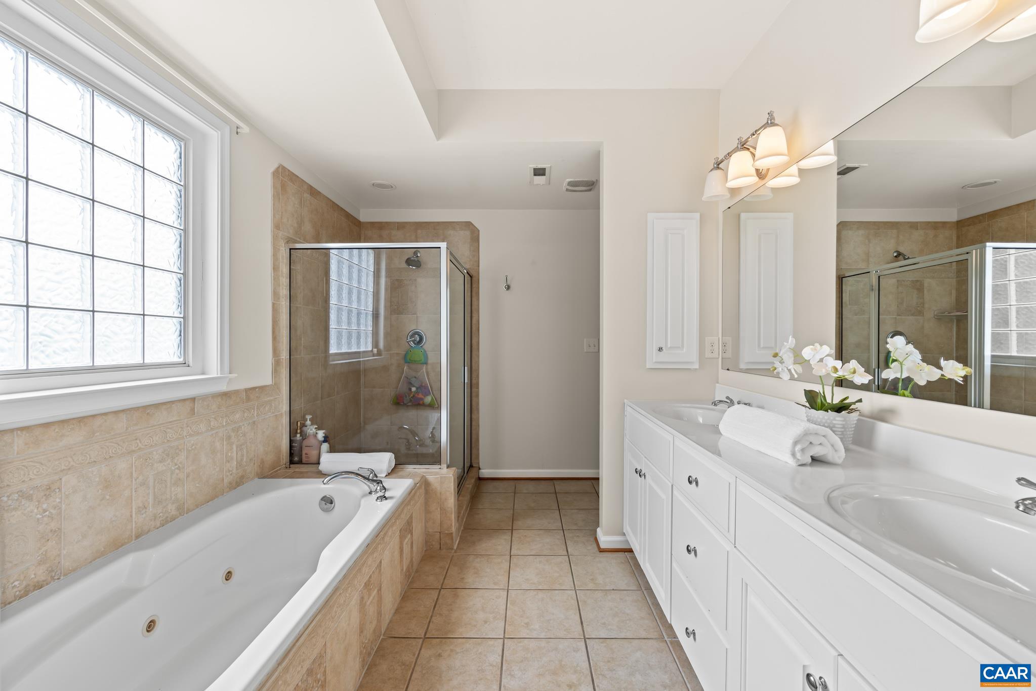 GRAYROCK - Residential