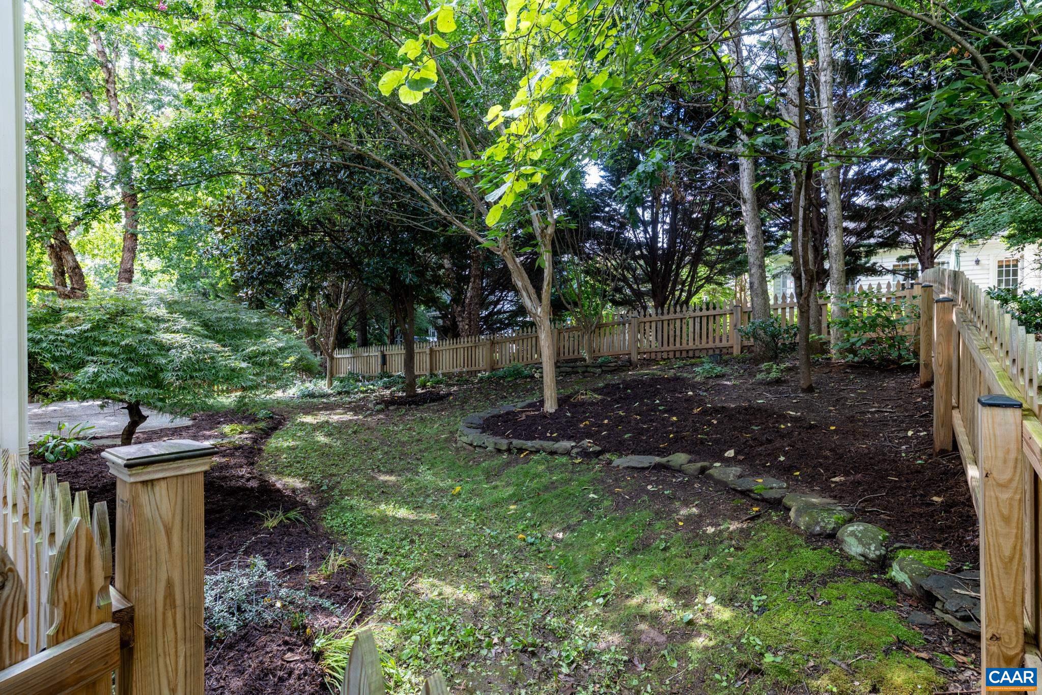 GRAYROCK - Residential