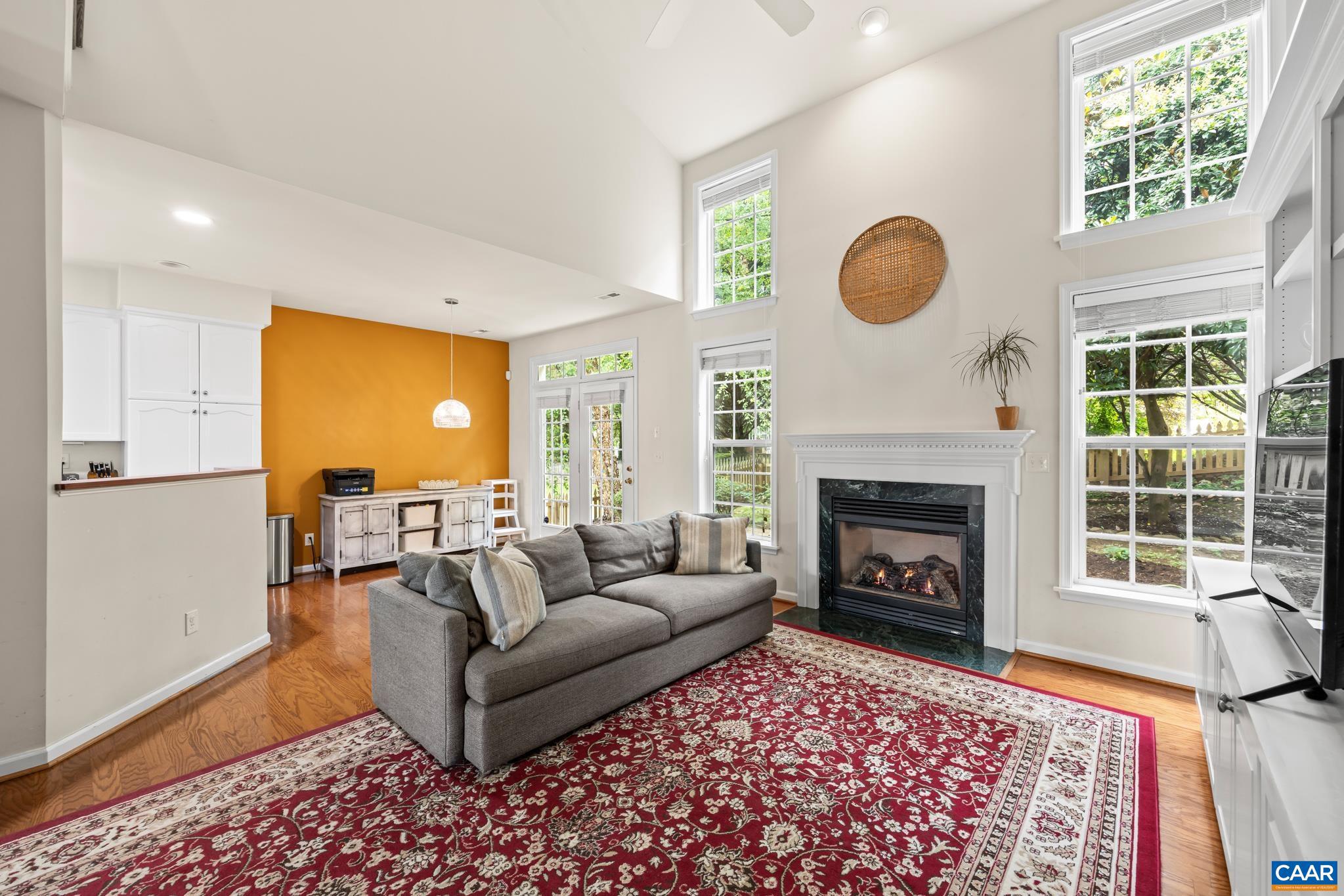 GRAYROCK - Residential