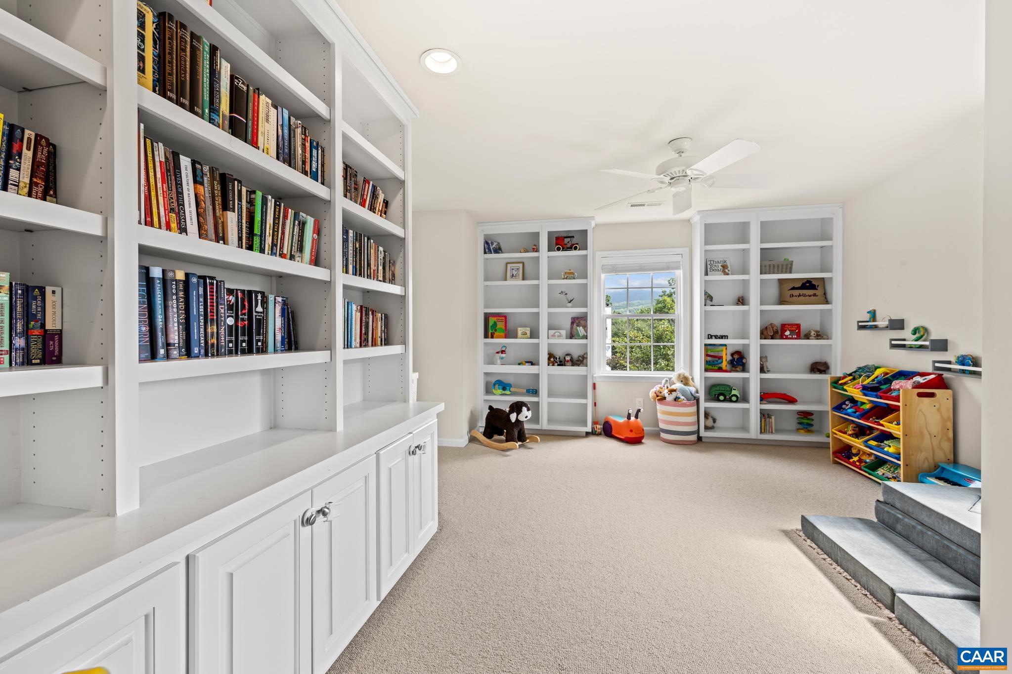 GRAYROCK - Residential