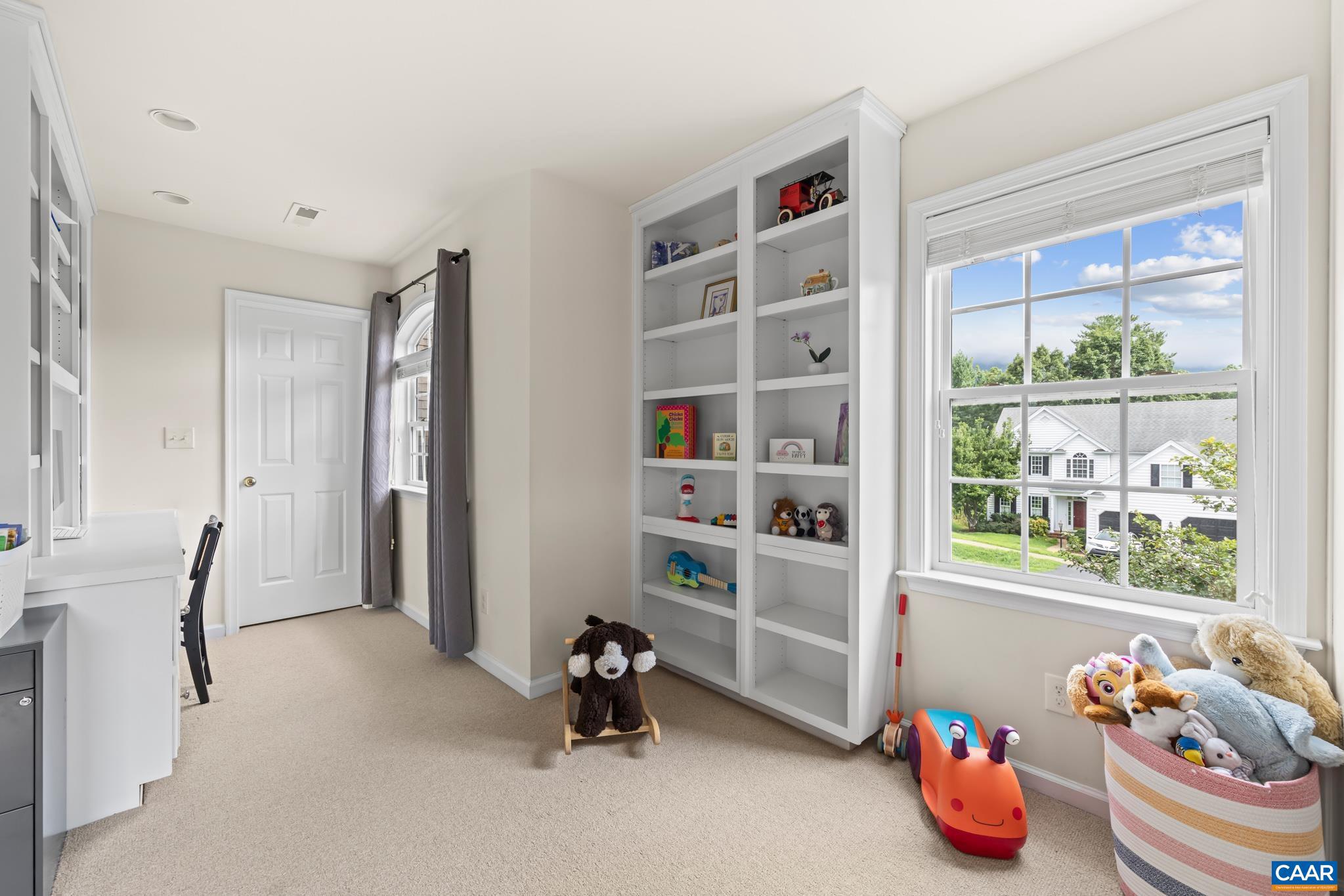 GRAYROCK - Residential