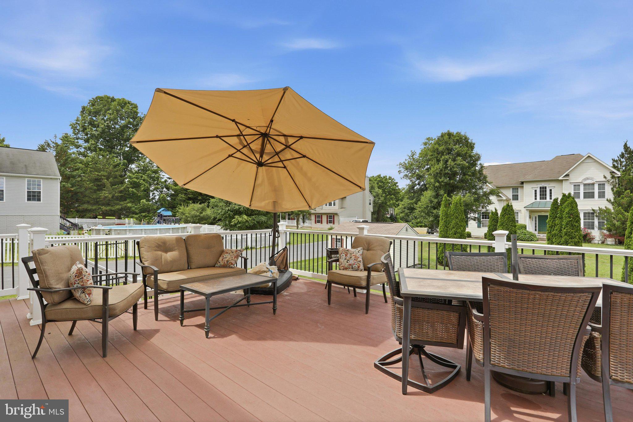 SADDLE RIDGE - Residential