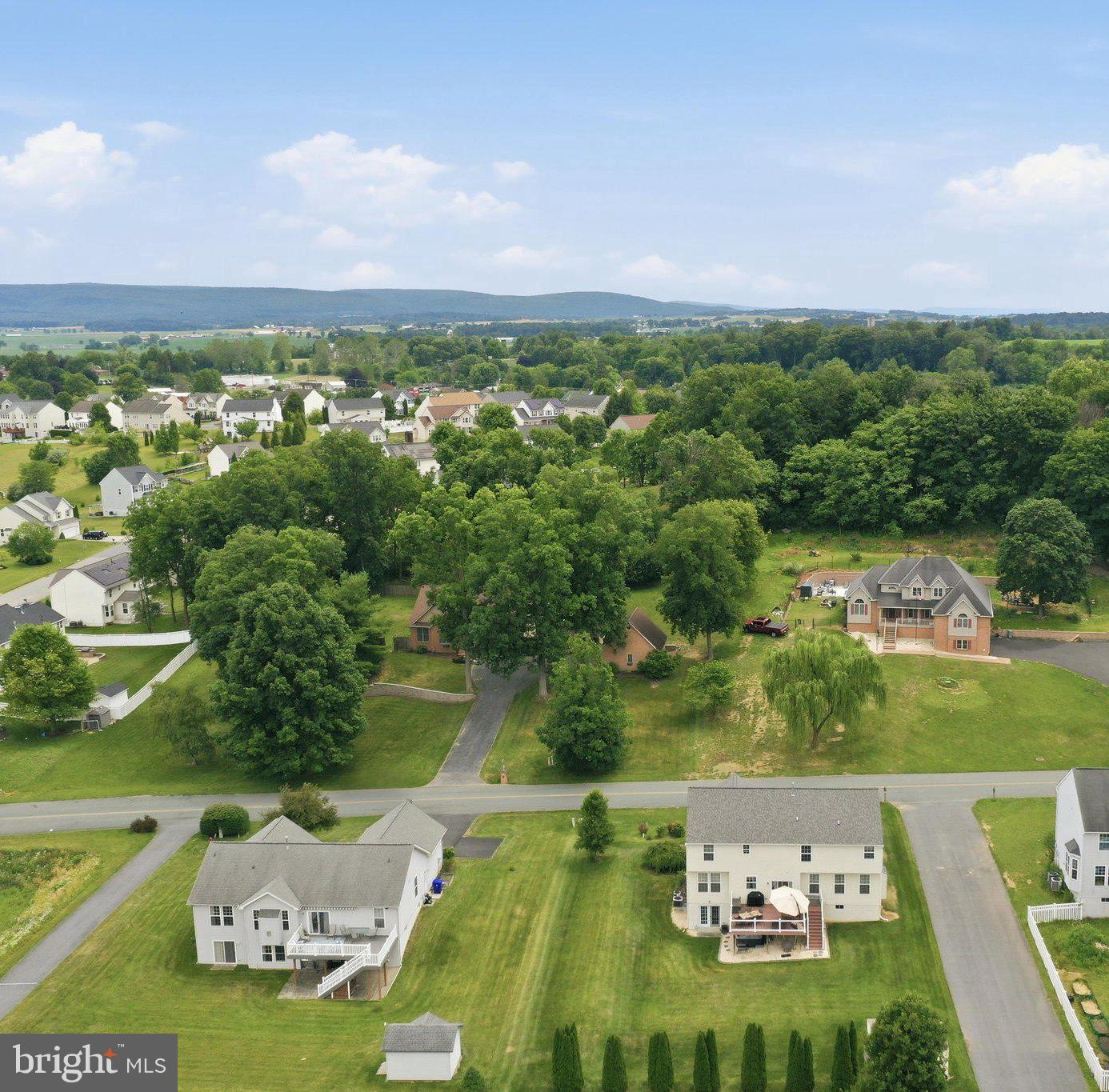 SADDLE RIDGE - Residential