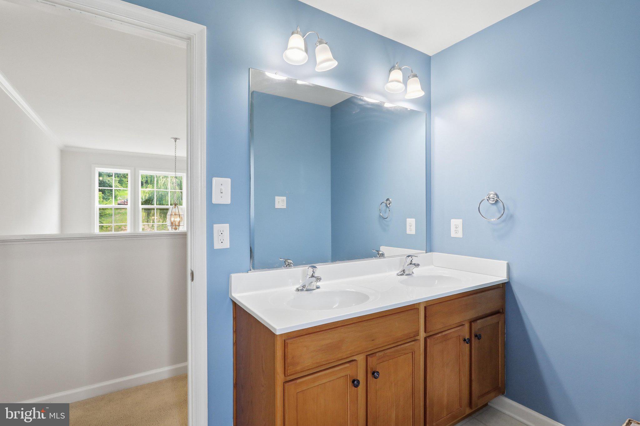 SADDLE RIDGE - Residential
