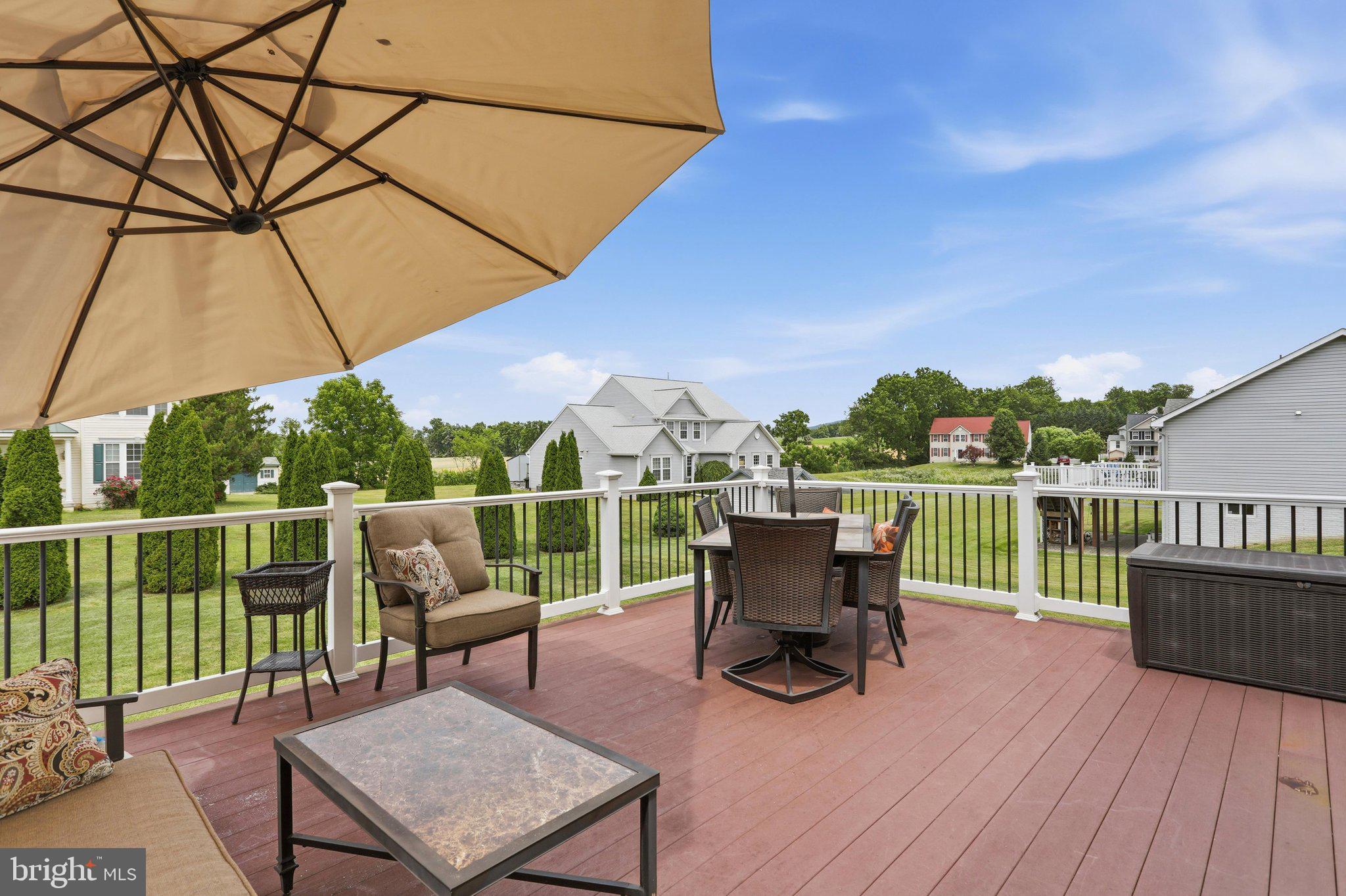 SADDLE RIDGE - Residential