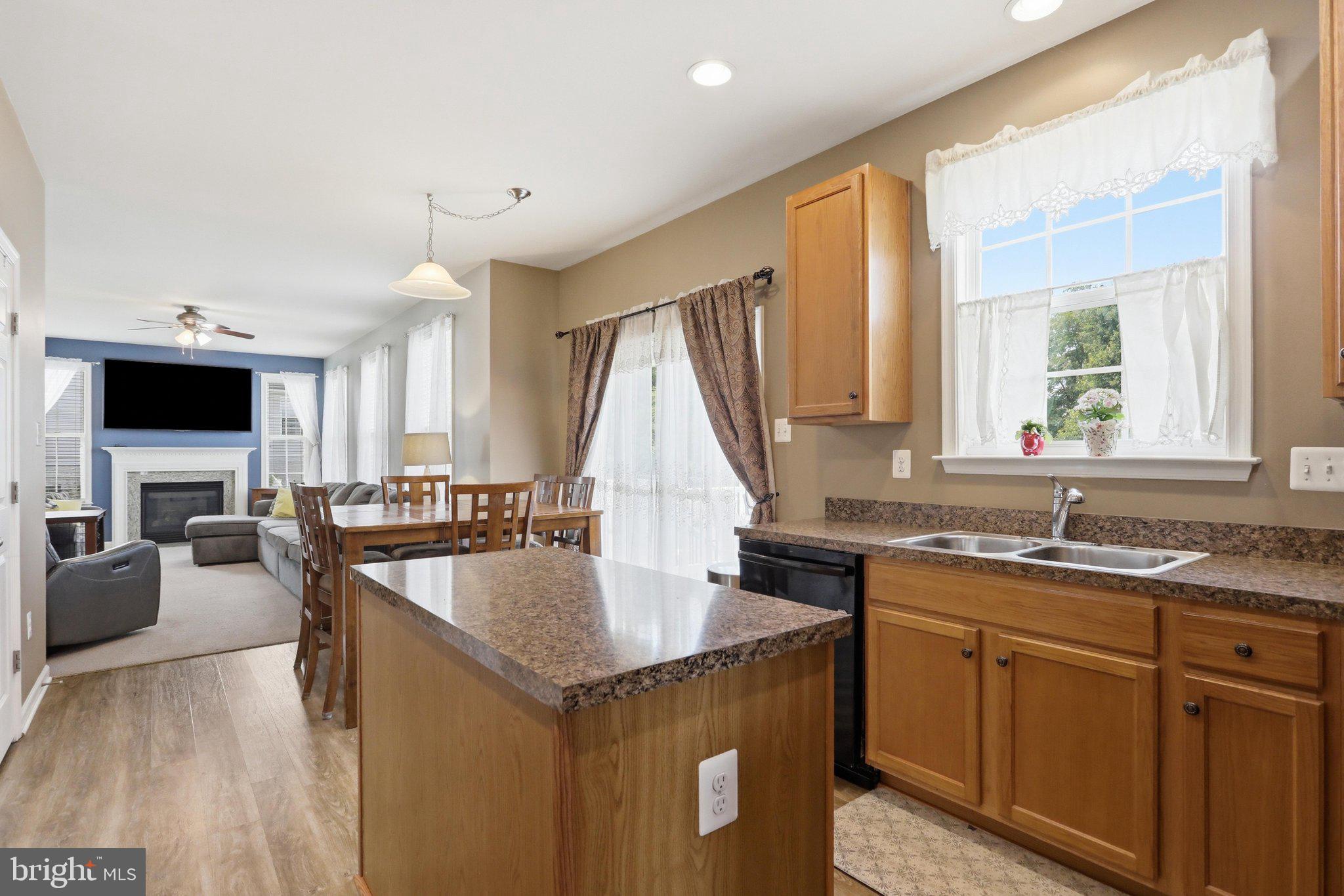 SADDLE RIDGE - Residential