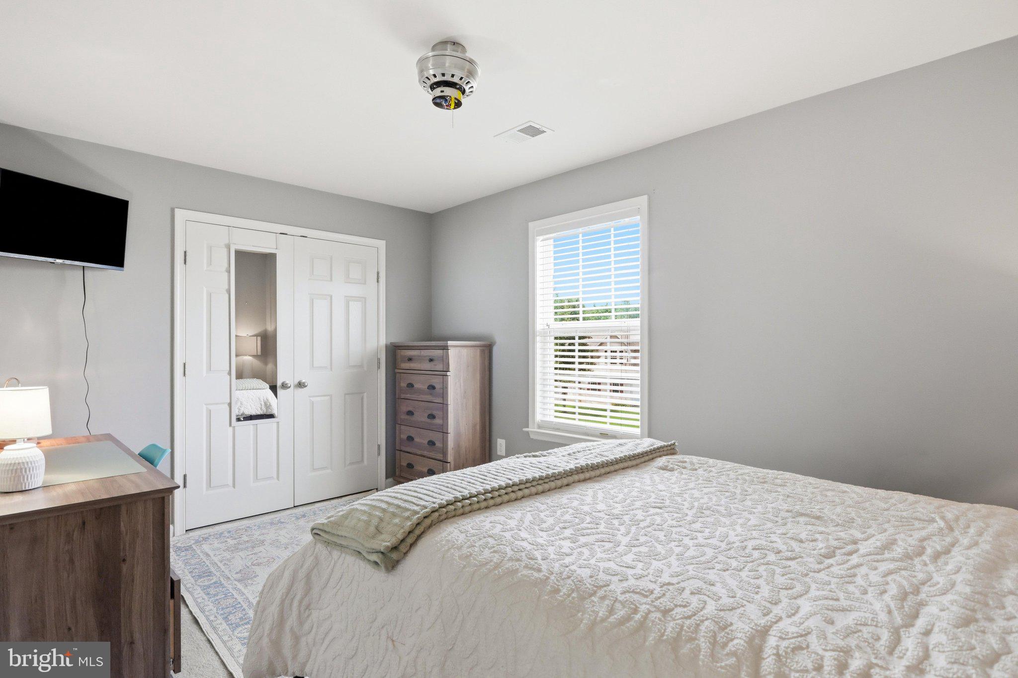 SADDLE RIDGE - Residential