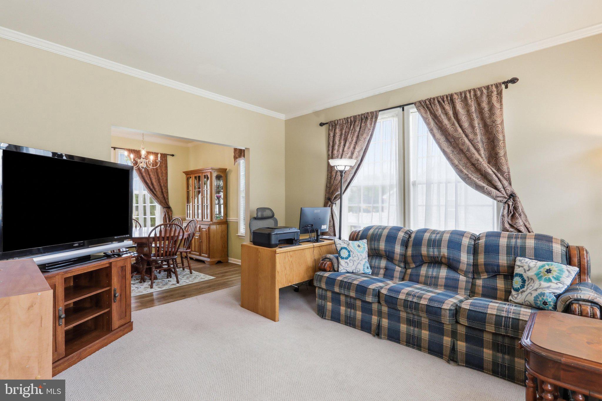 SADDLE RIDGE - Residential