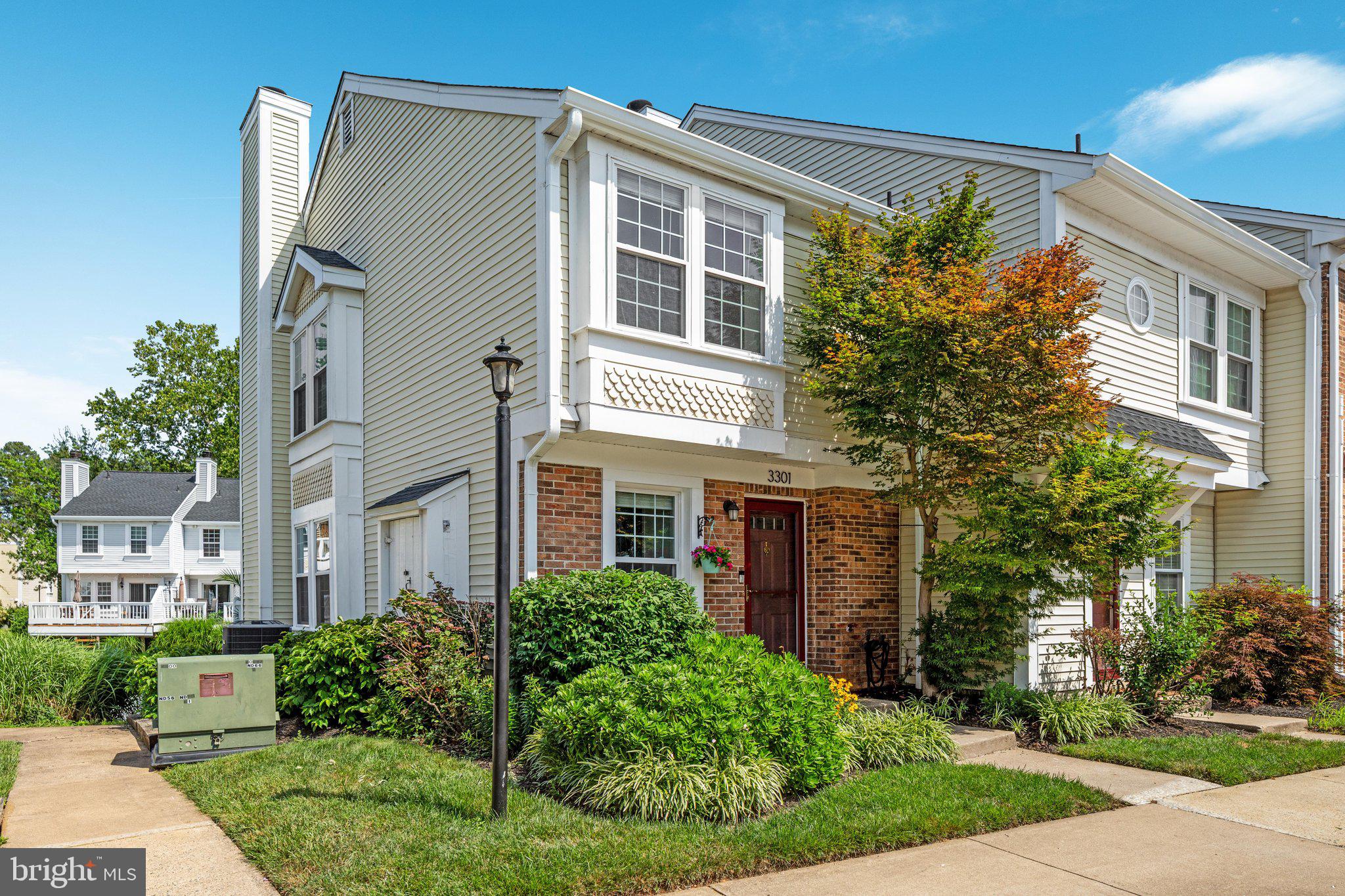 WATERS EDGE - Residential