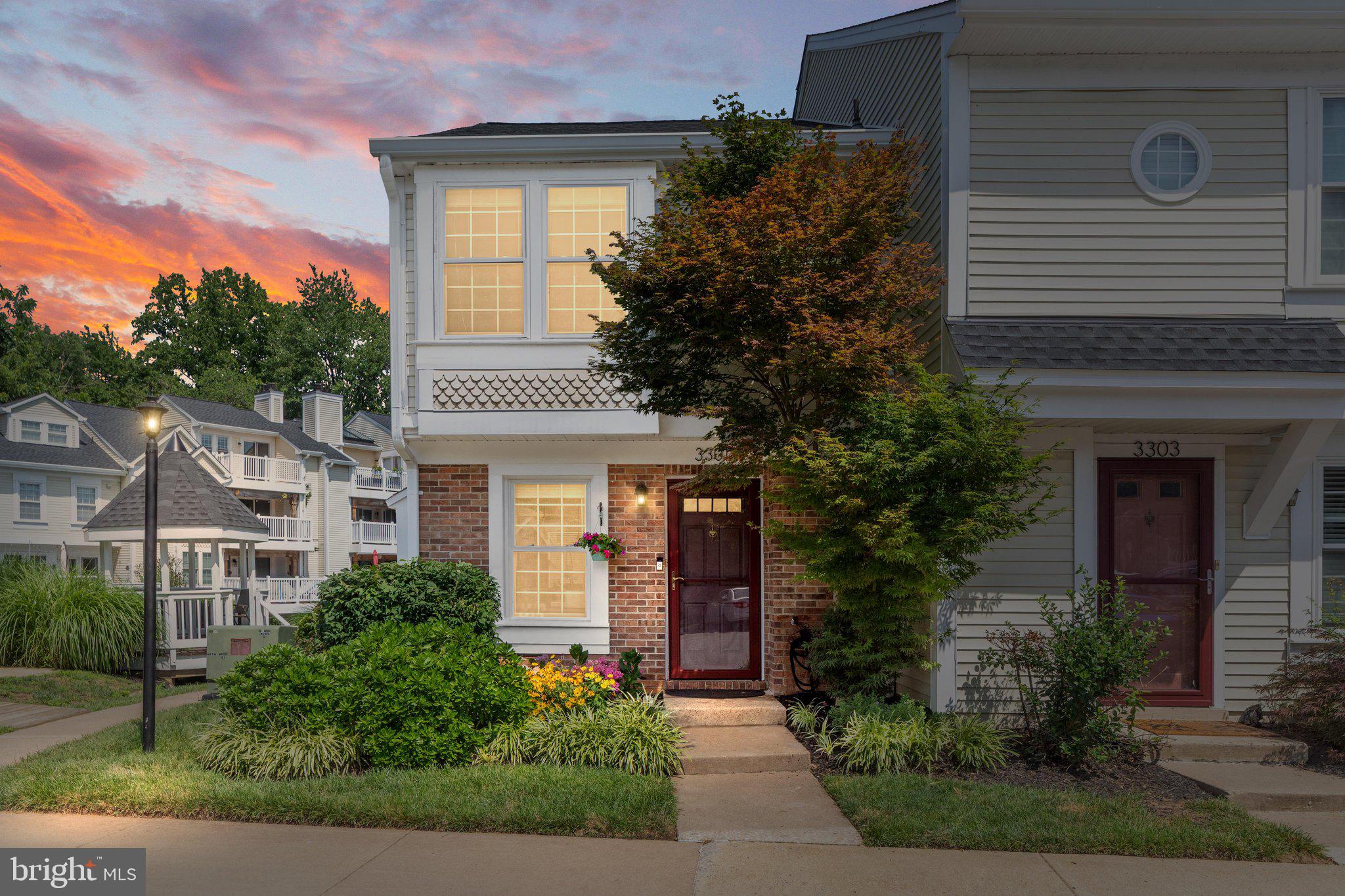 WATERS EDGE - Residential