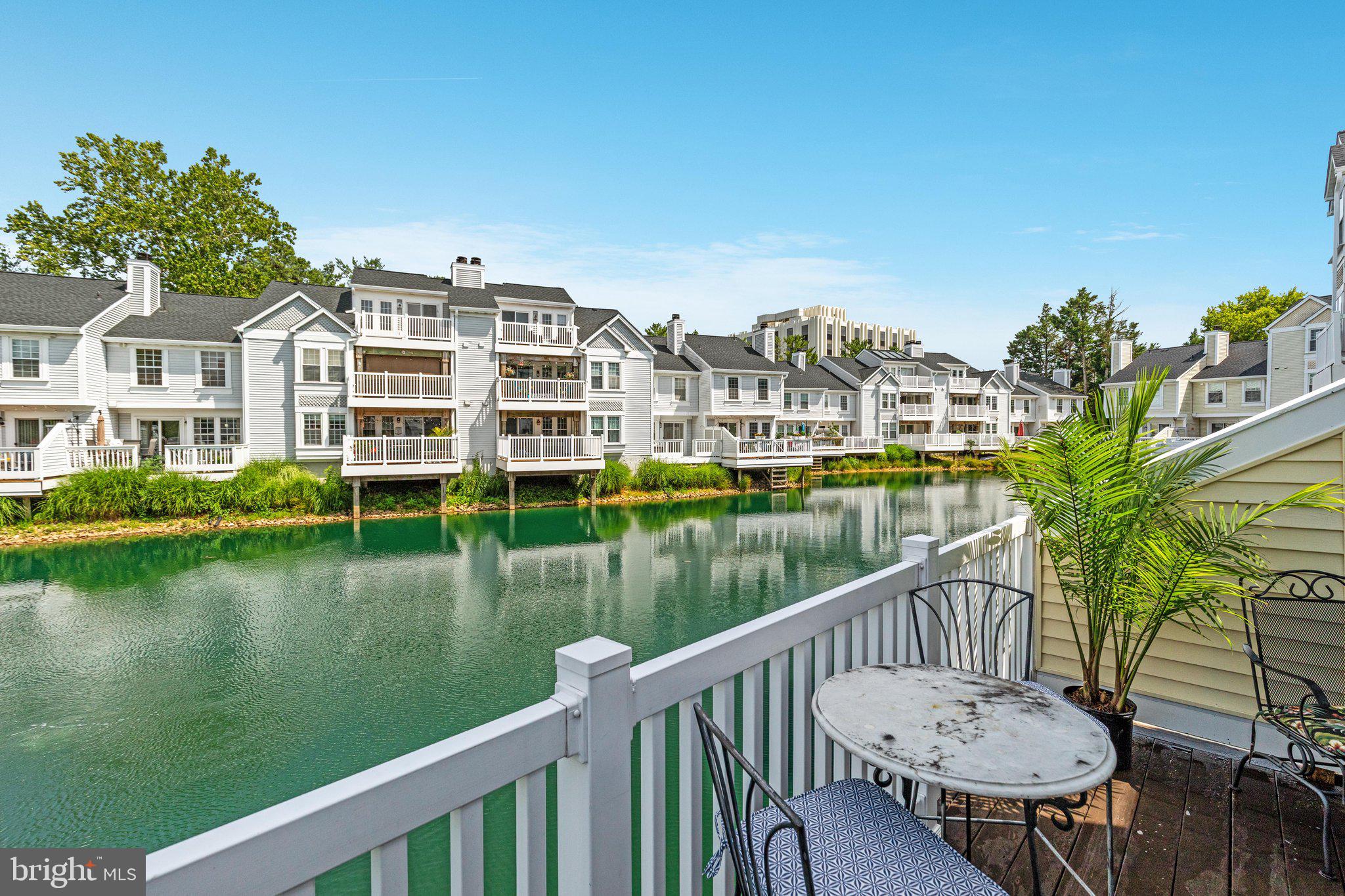 WATERS EDGE - Residential